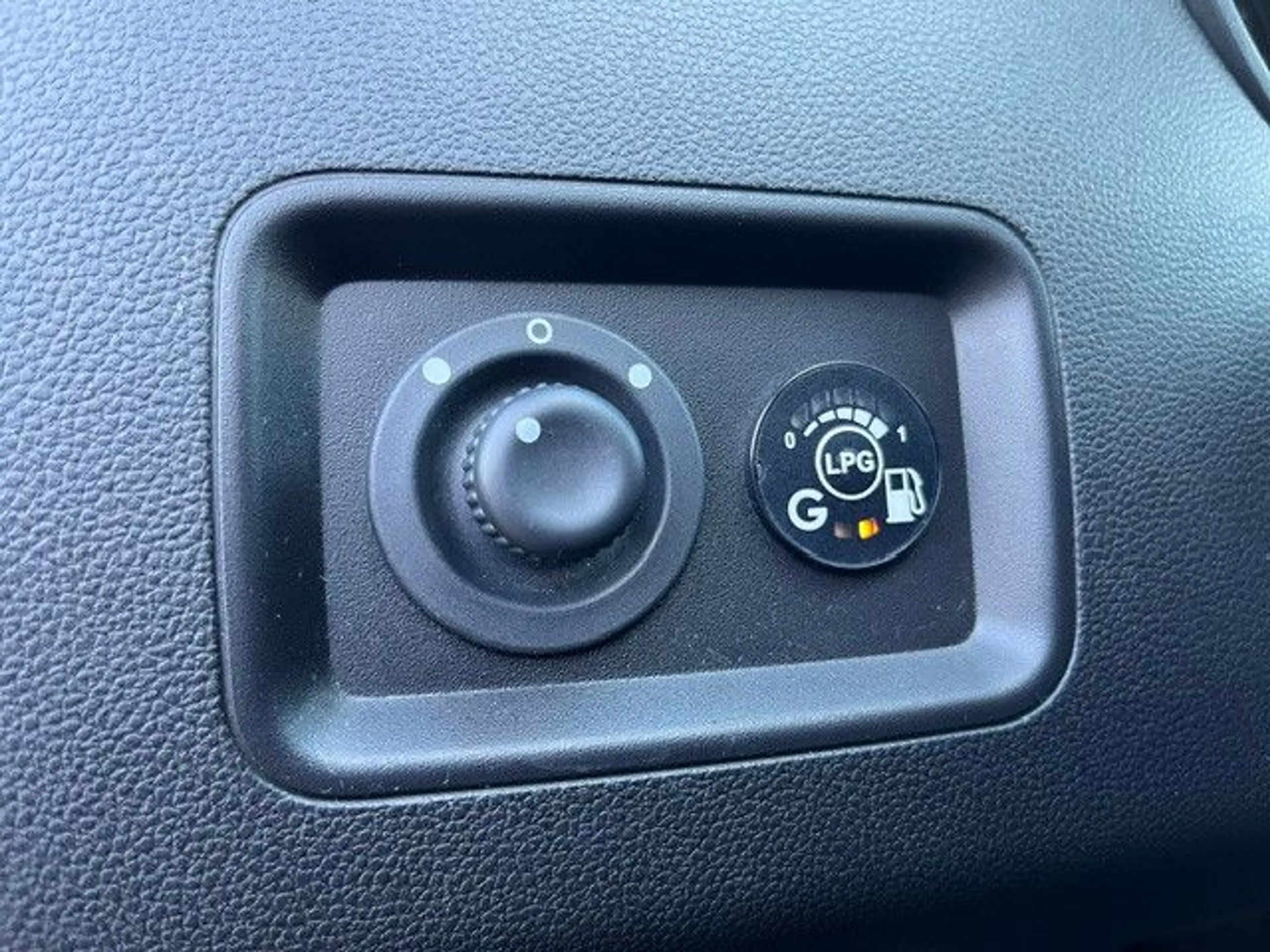 Dacia Duster II Comfort BENZIN/LPG KLIMA AHK KAM SHZ — photo 15