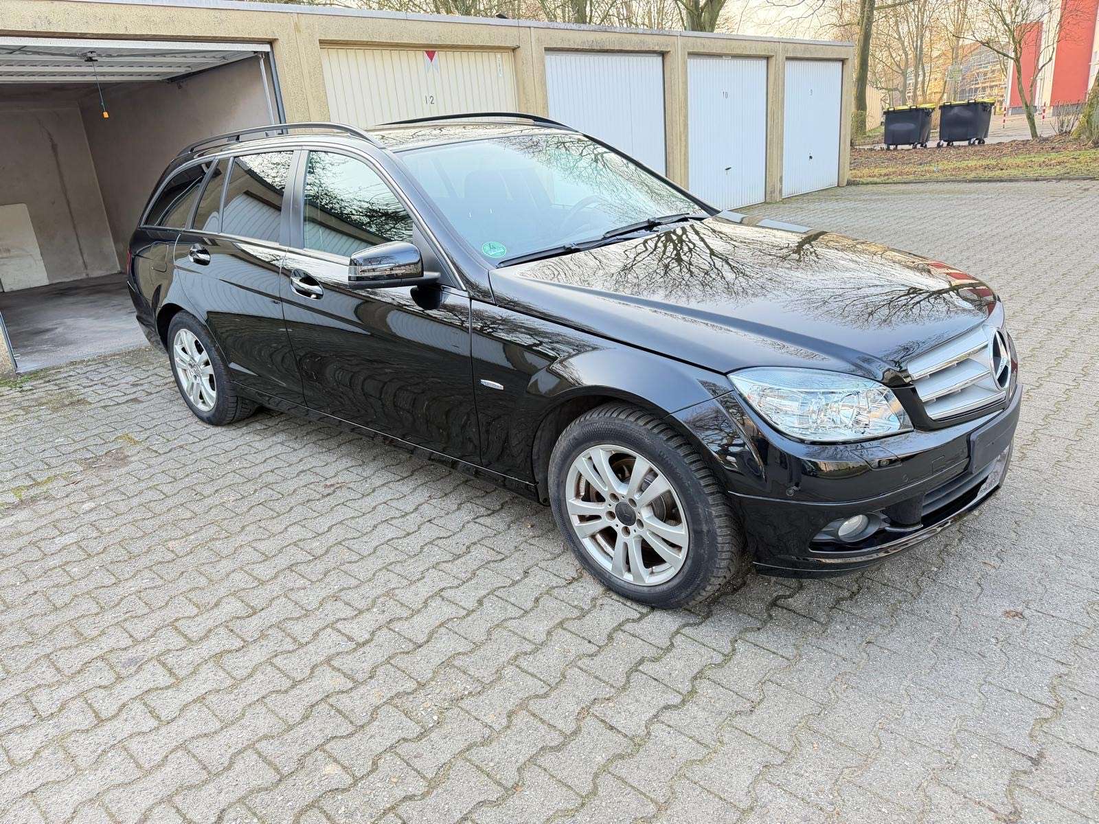 Second hand Mercedes Benz C-Class 180