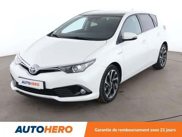 Toyota Auris main image