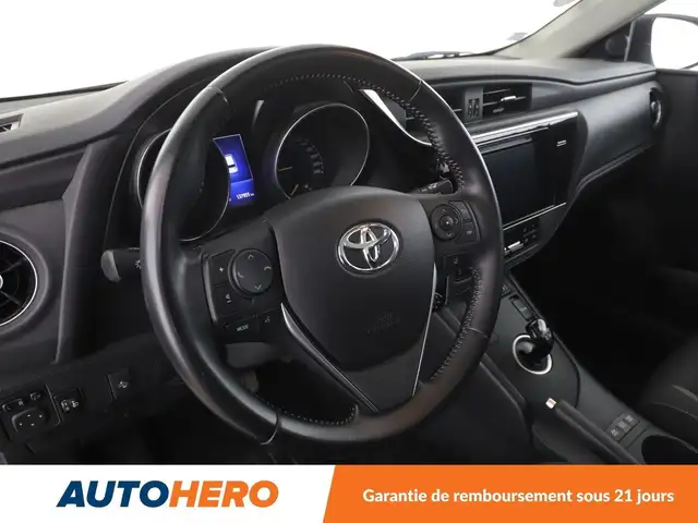 Toyota Auris view 11