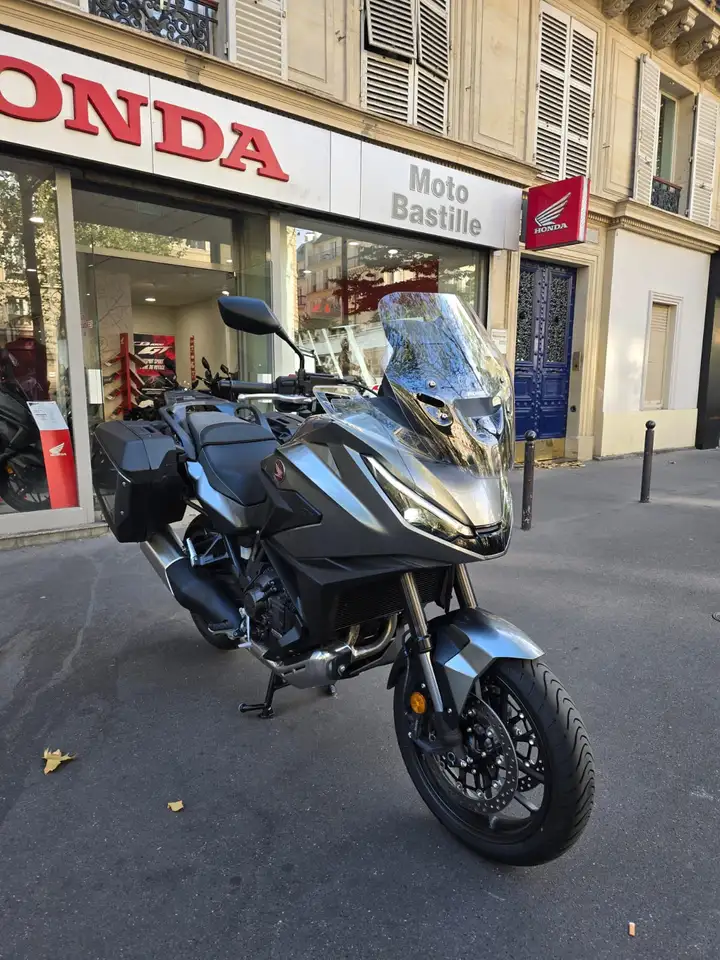 Honda NT 1100
