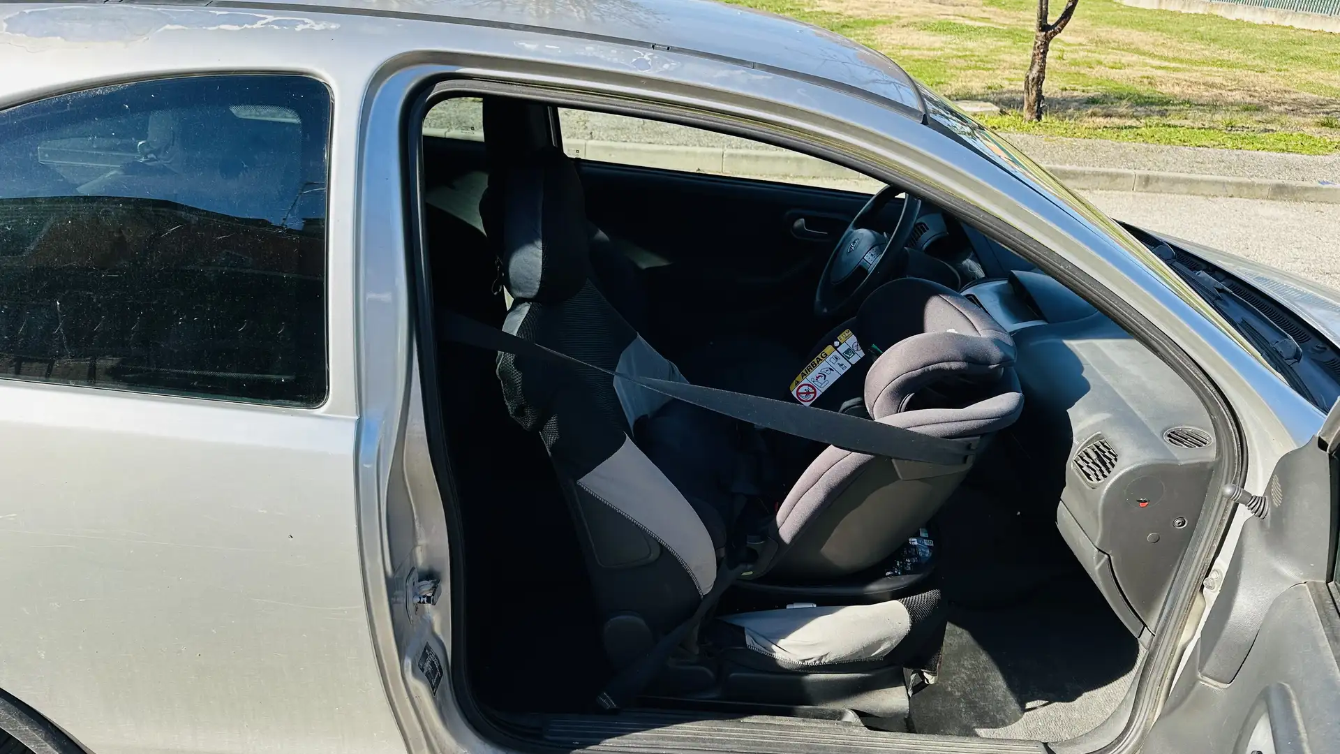 Opel Corsa 3p 1.3 dti N-Joy - 2