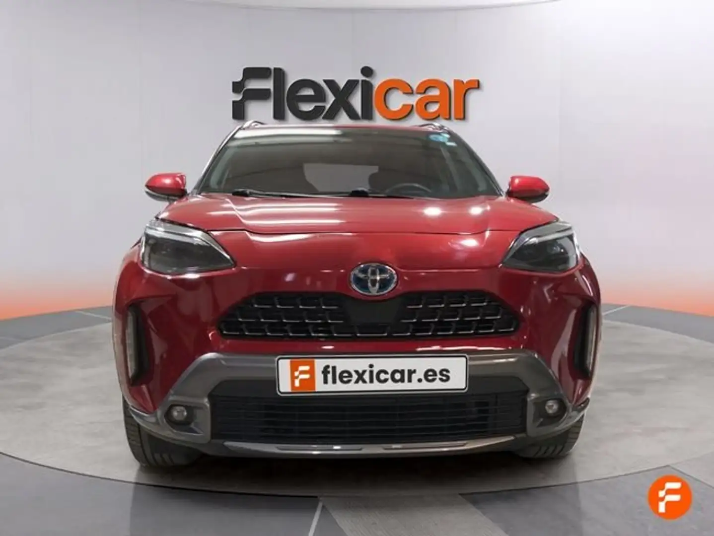 Toyota Yaris Cross 120H Adventure Rojo - 2
