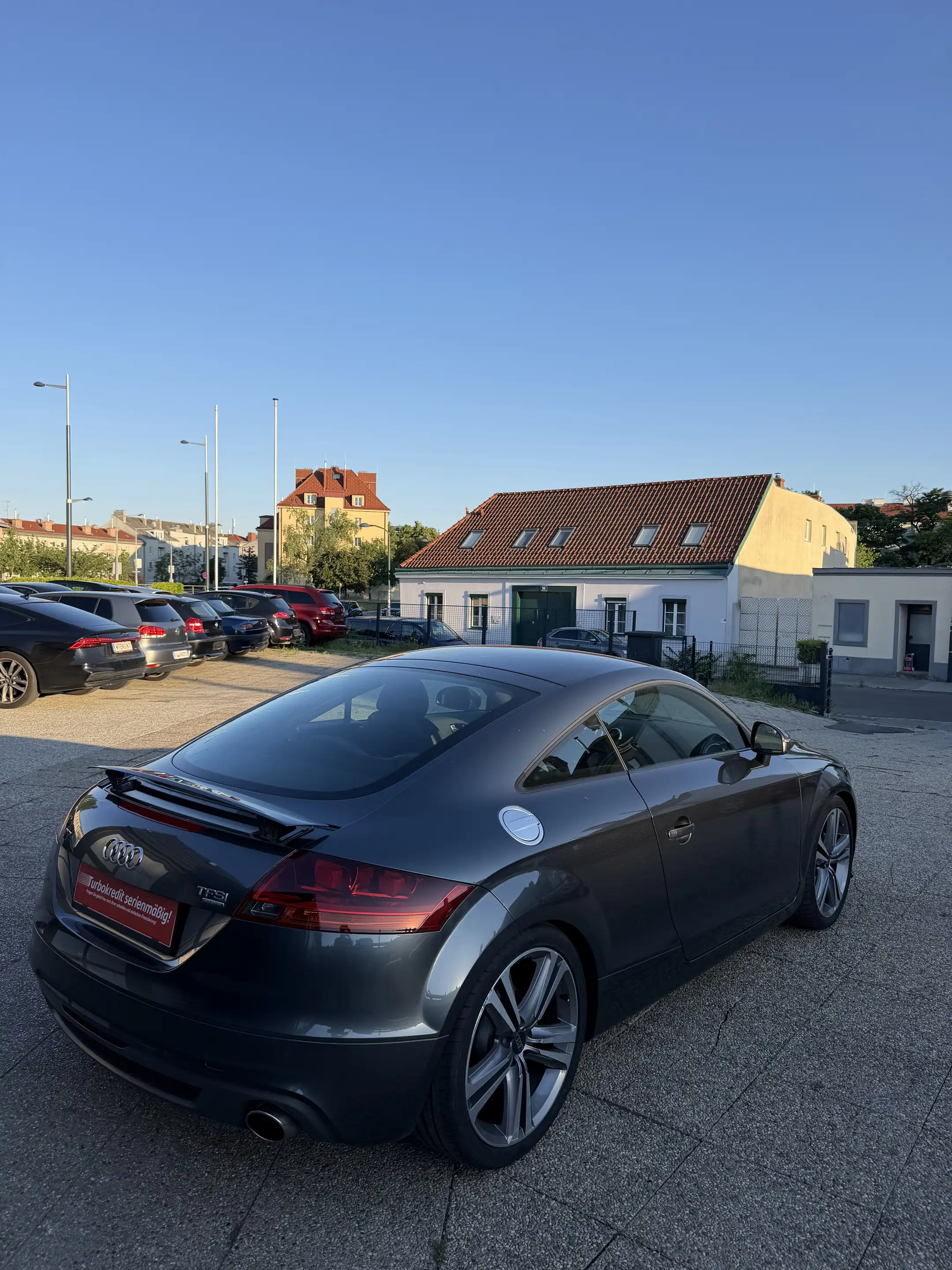 Audi TT 2.0 TFSI Coupe quattro — photo 15