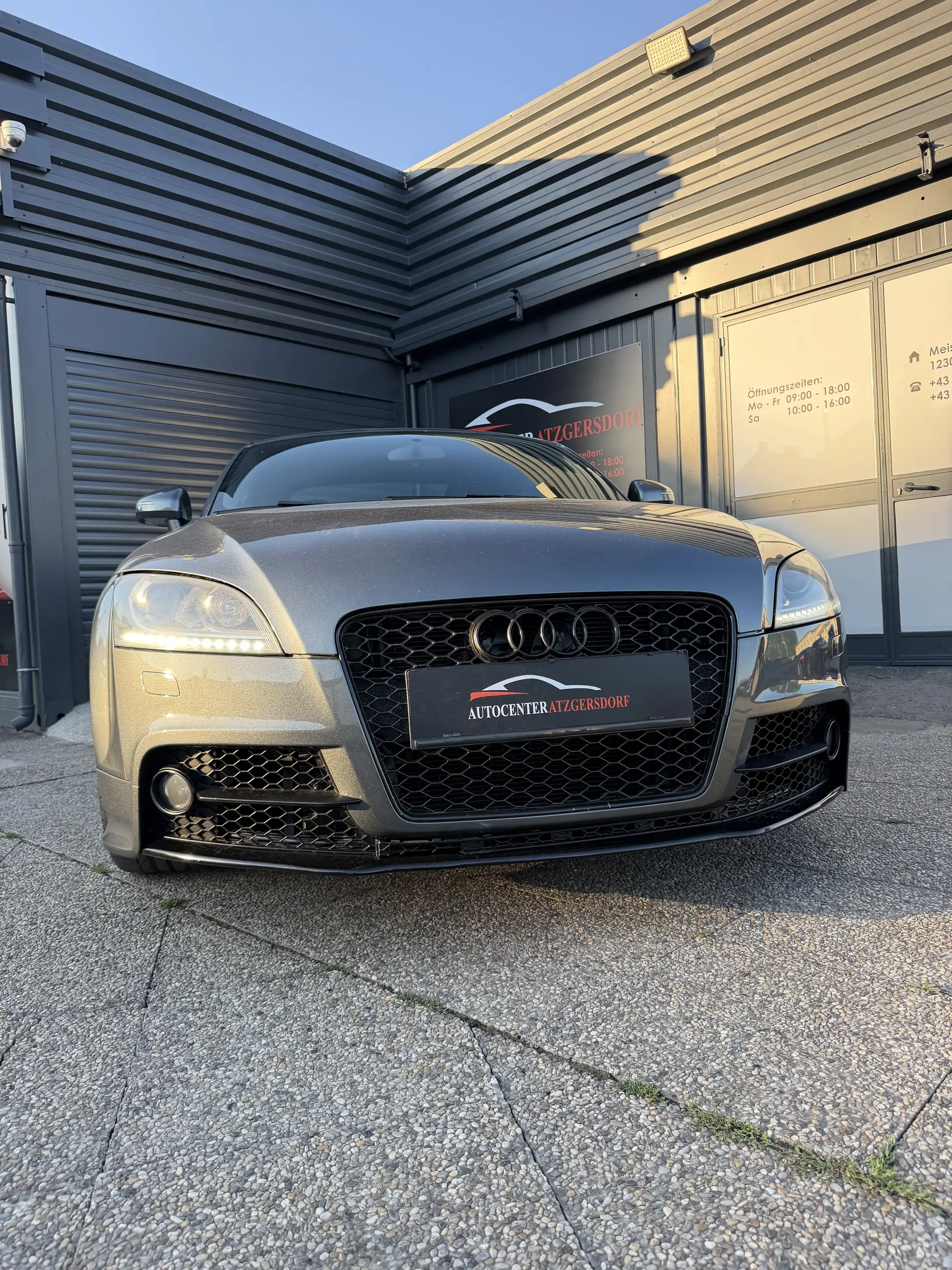 Audi TT 2.0 TFSI Coupe quattro — photo 7