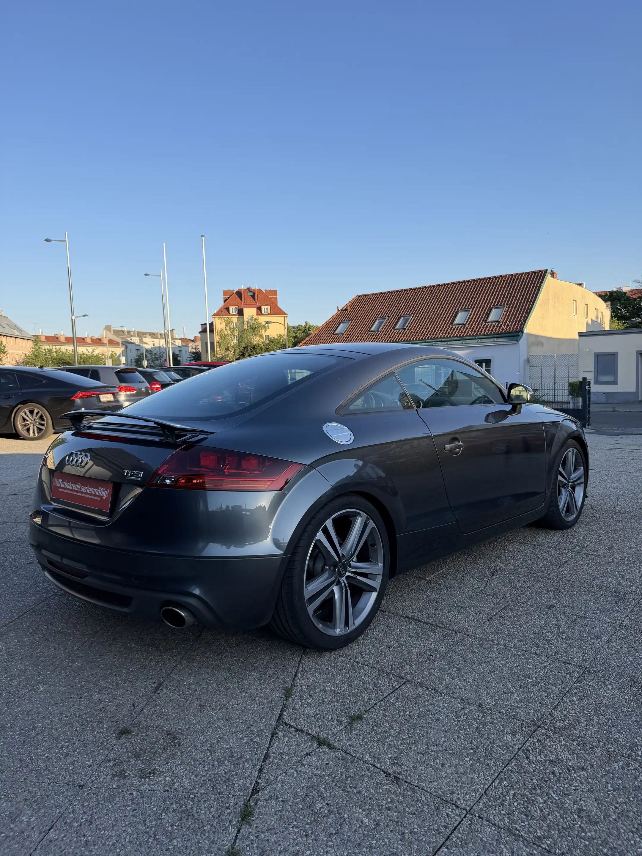 Audi TT 2.0 TFSI Coupe quattro — photo 12