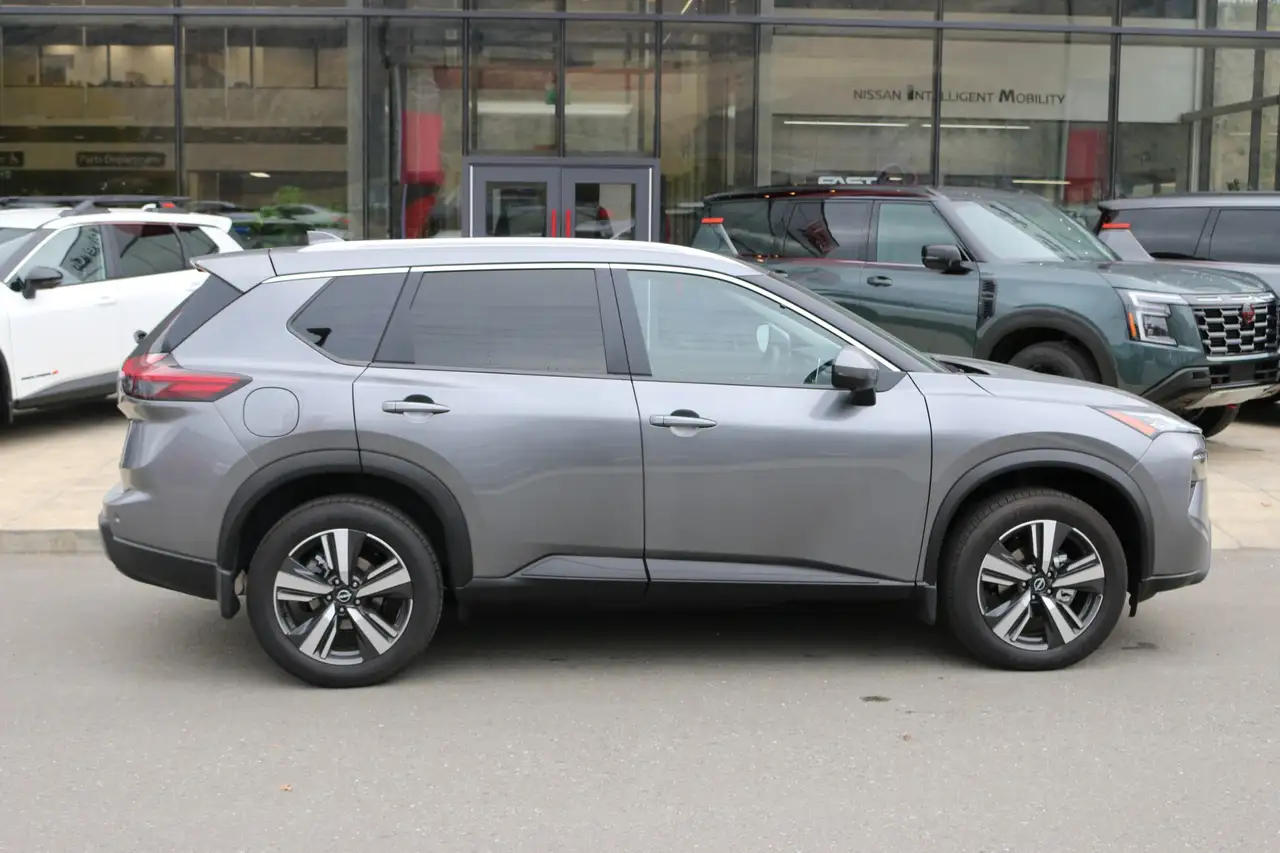 Nissan Rogue снимка Nissan Rogue