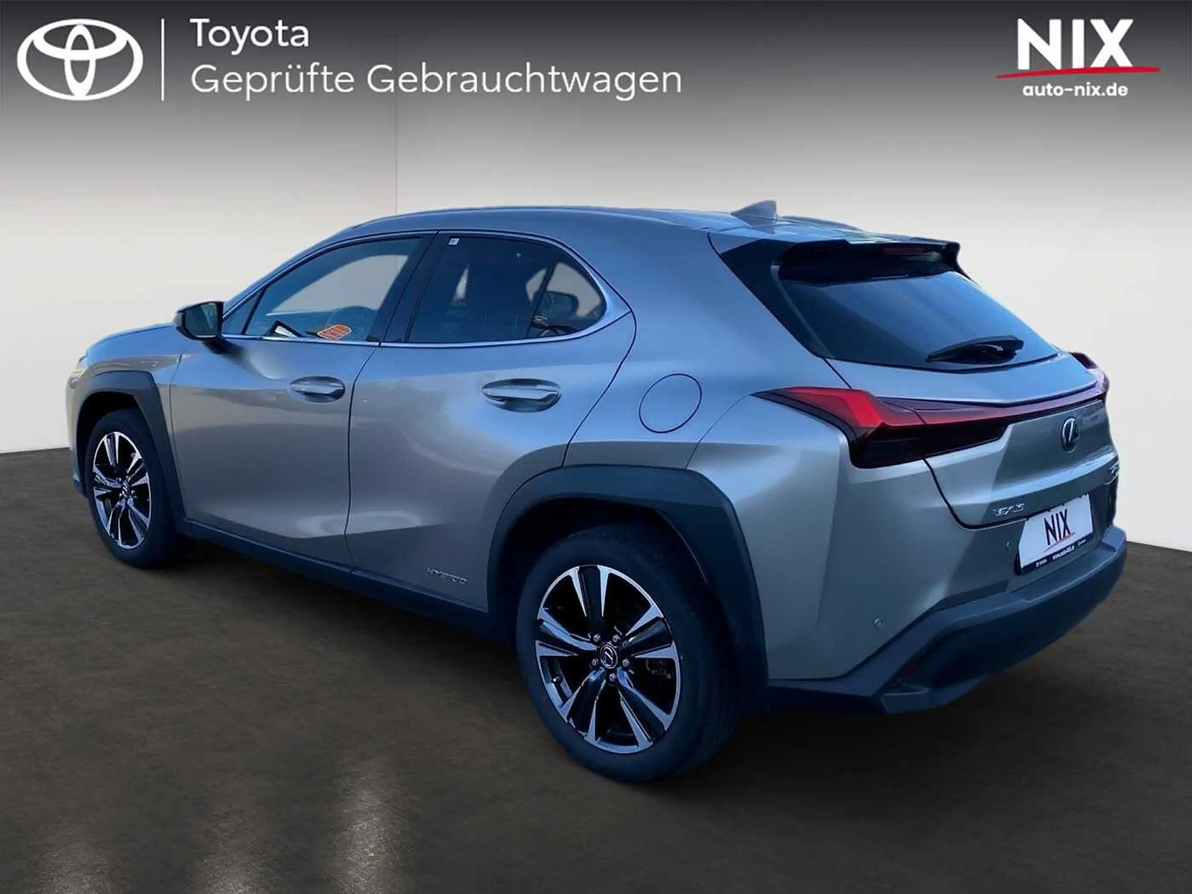 Lexus UX 250h 2.0 Hybrid Style Edition LED SHZ — photo 2