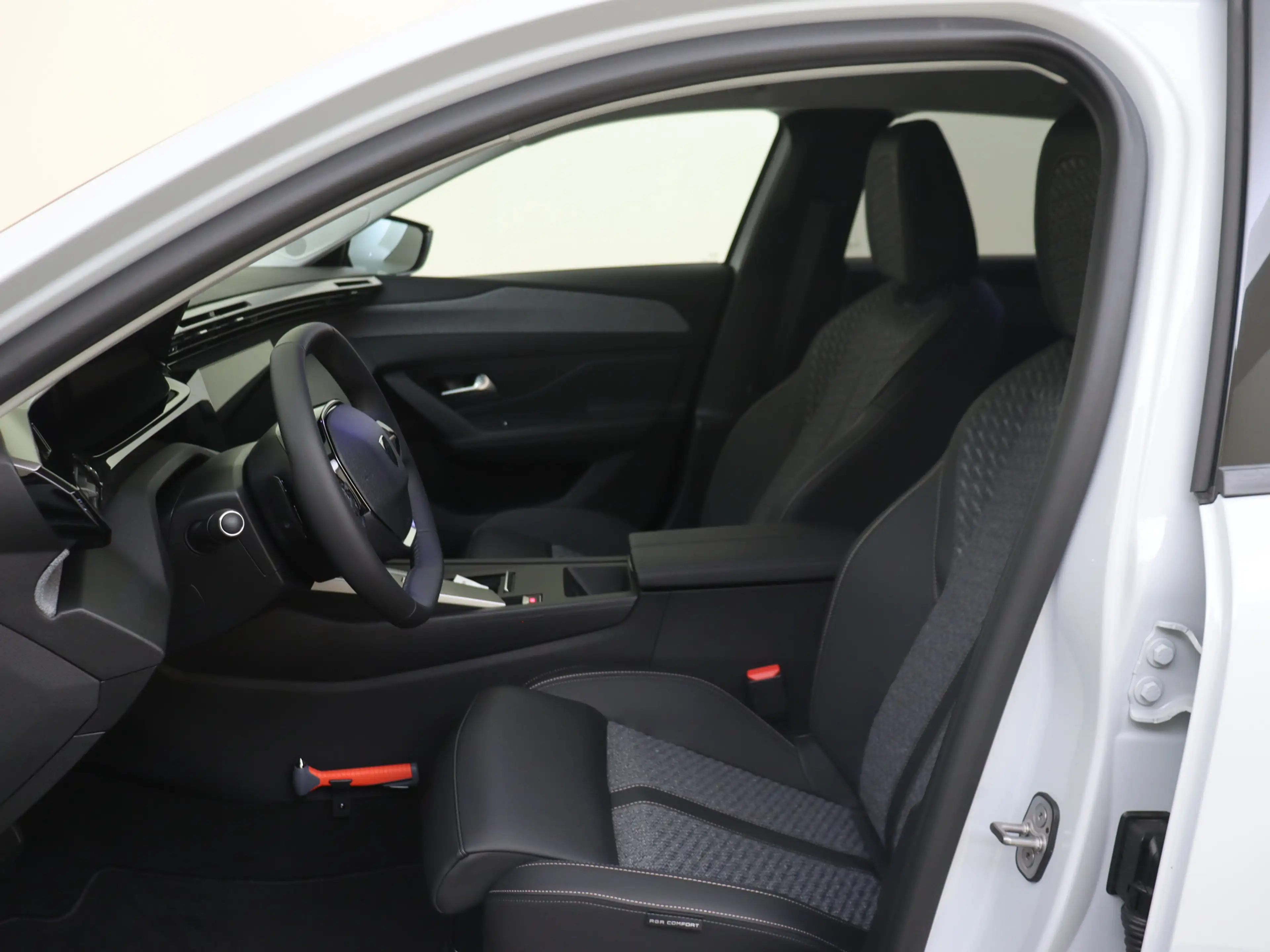 Peugeot 308 SW 1.6 Plug-in Hybrid 195 GT ZEER ZUINIGE RUIME ST — photo 10