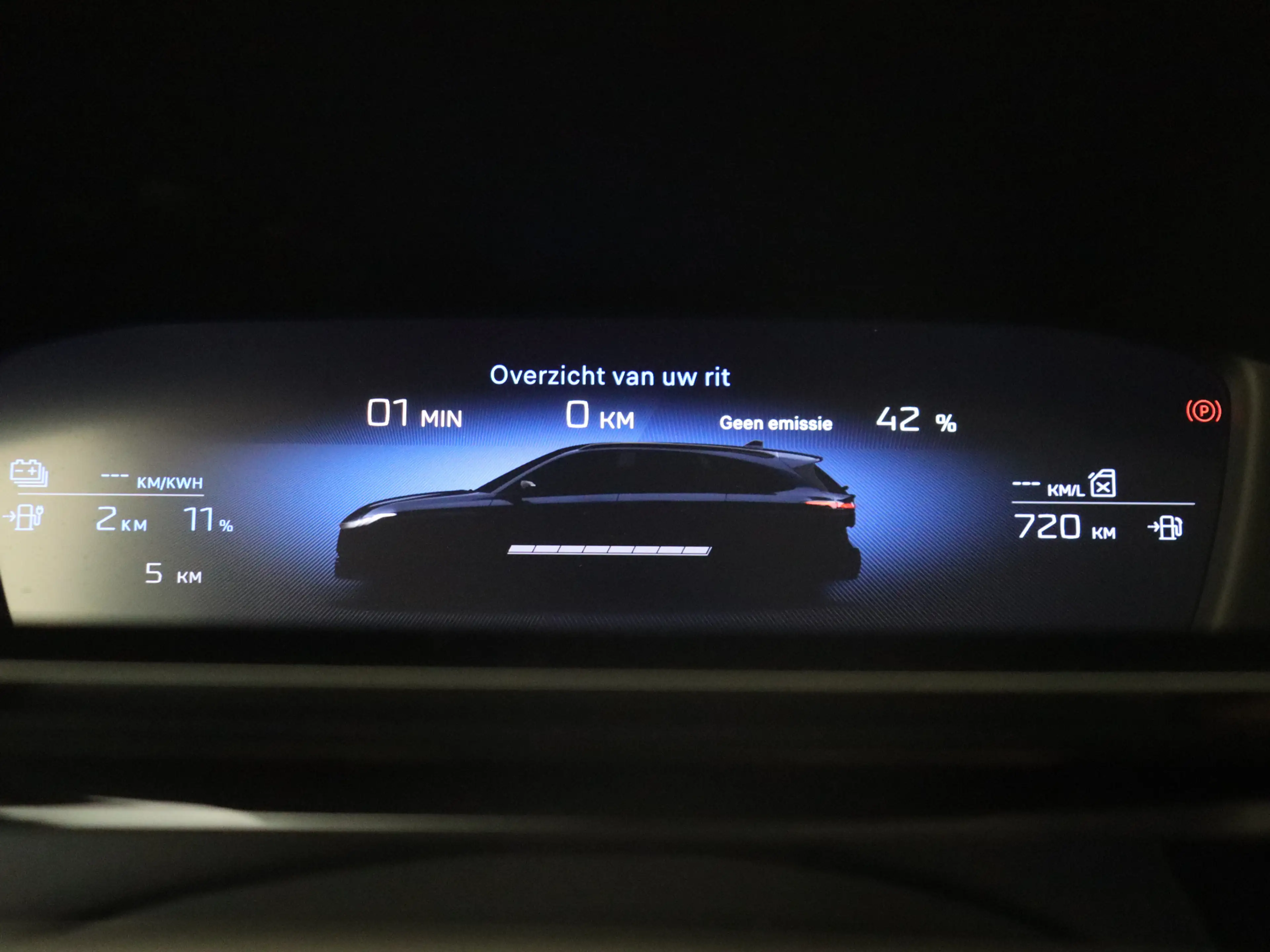 Peugeot 308 SW 1.6 Plug-in Hybrid 195 GT ZEER ZUINIGE RUIME ST — photo 7