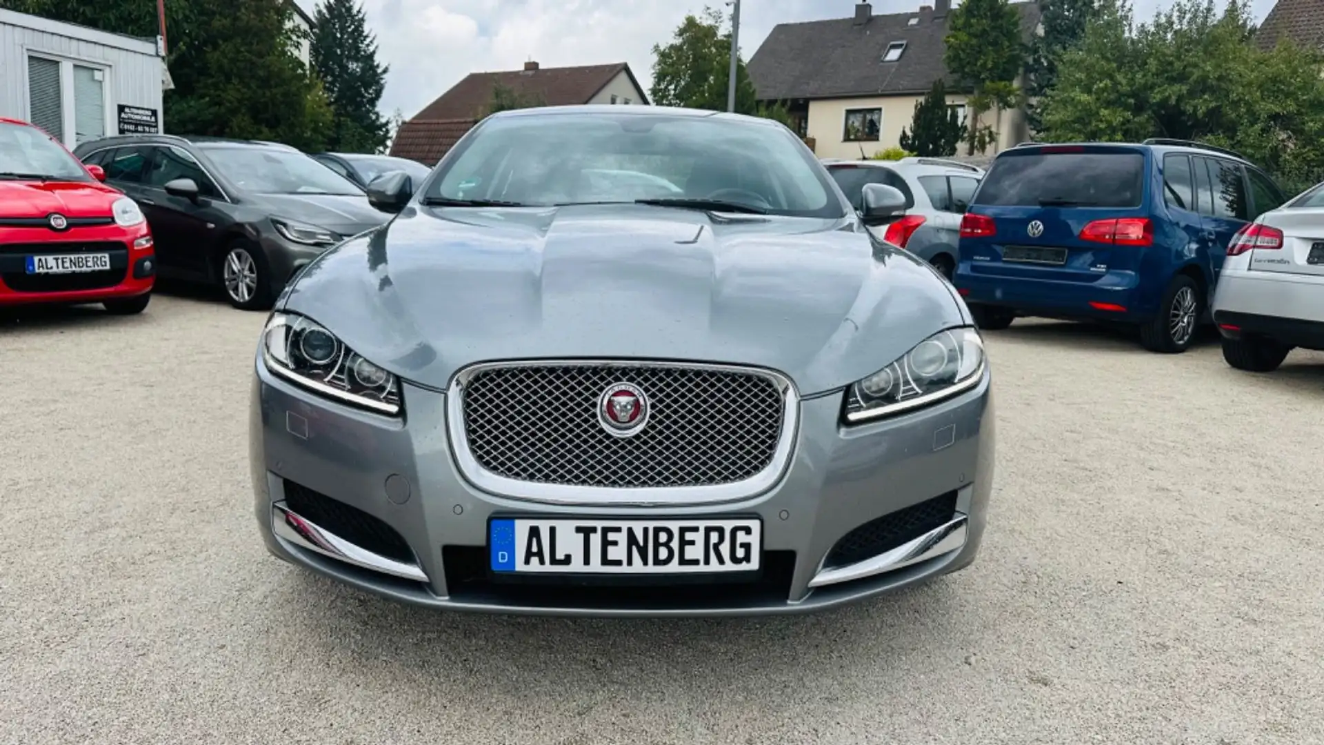 Jaguar XF 2.2 Diesel,Navi,Sitzheizung,TÜV bis 06.2026 Grau - 2