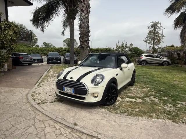 MINI Cooper Cabrio 1.5 Hype auto