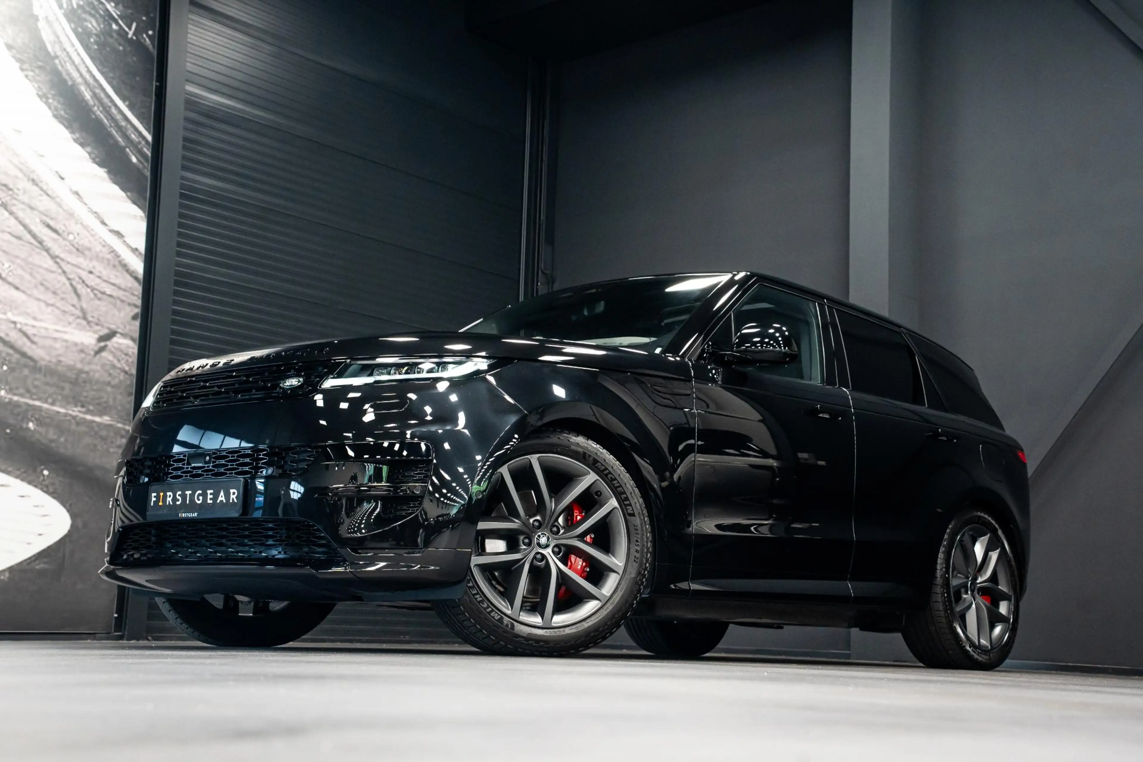 Land Rover Range Rover Sport 3.0 P460e Dynamic HSE PHEV *Panorama / Meridian 3D — photo 4