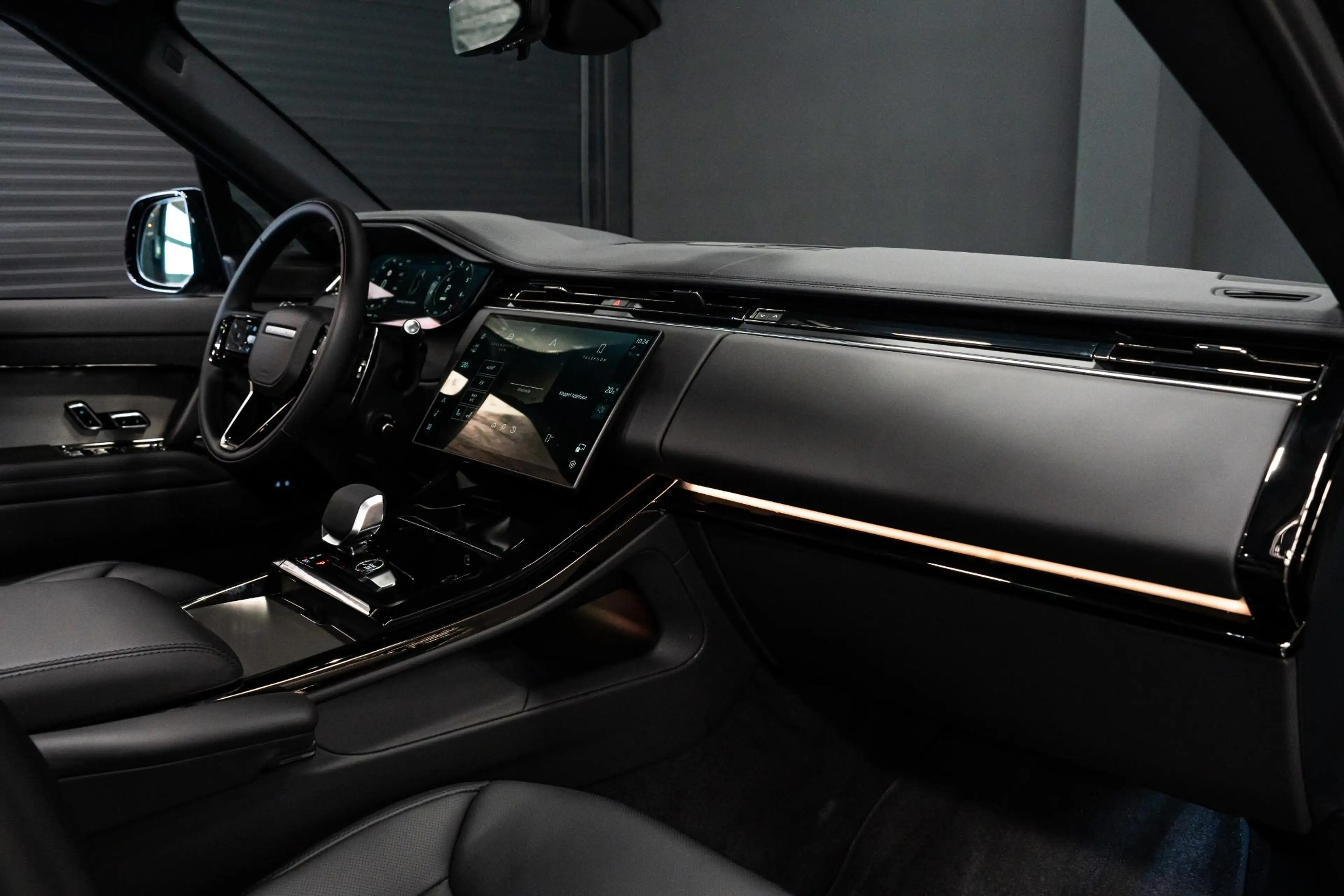 Land Rover Range Rover Sport 3.0 P460e Dynamic HSE PHEV *Panorama / Meridian 3D — photo 43