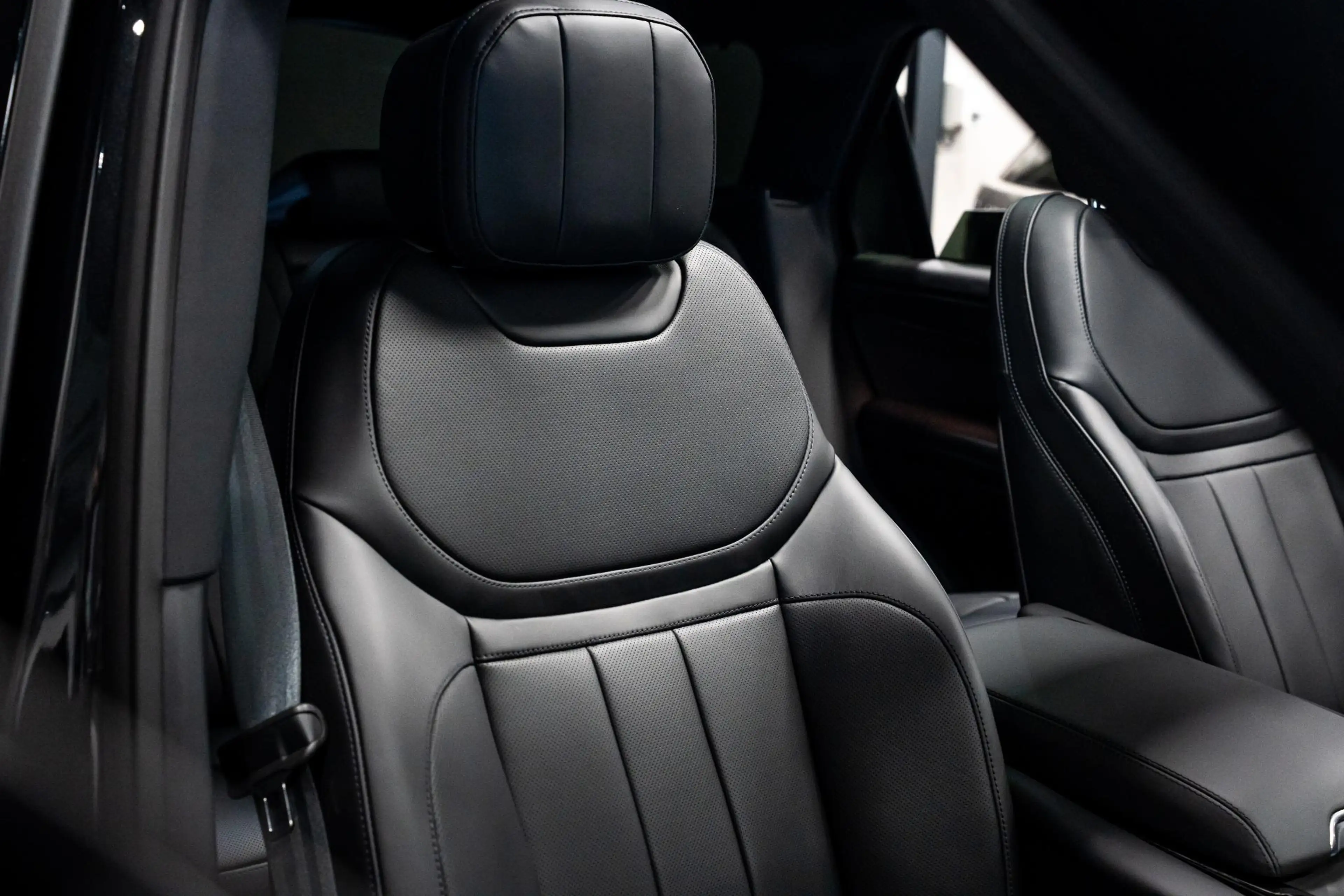 Land Rover Range Rover Sport 3.0 P460e Dynamic HSE PHEV *Panorama / Meridian 3D — photo 5