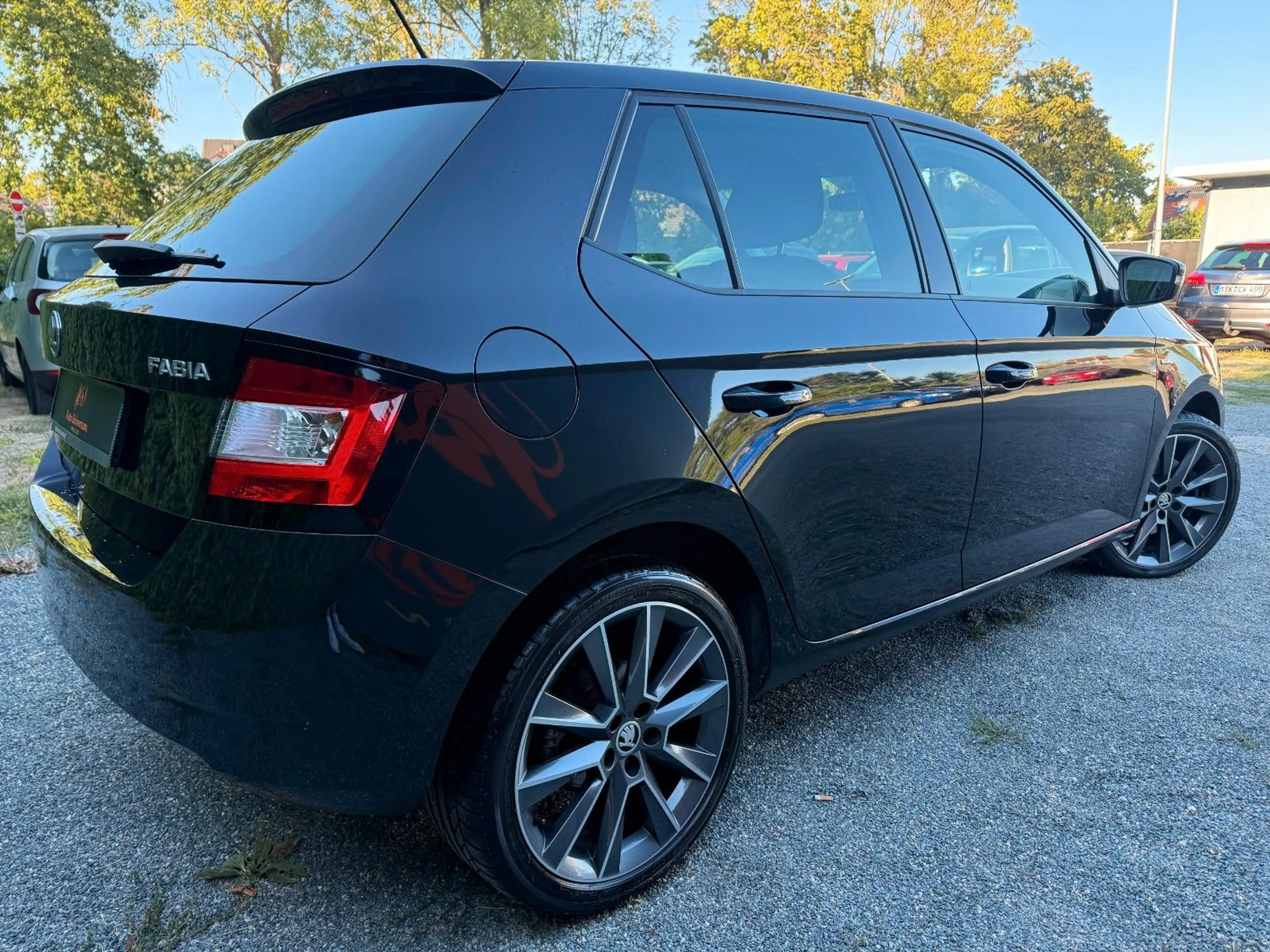 Skoda Fabia #APPLE-CARPLAY#TÜV-NEU#SERVICE-NEU#SHZ#8-FA — photo 5