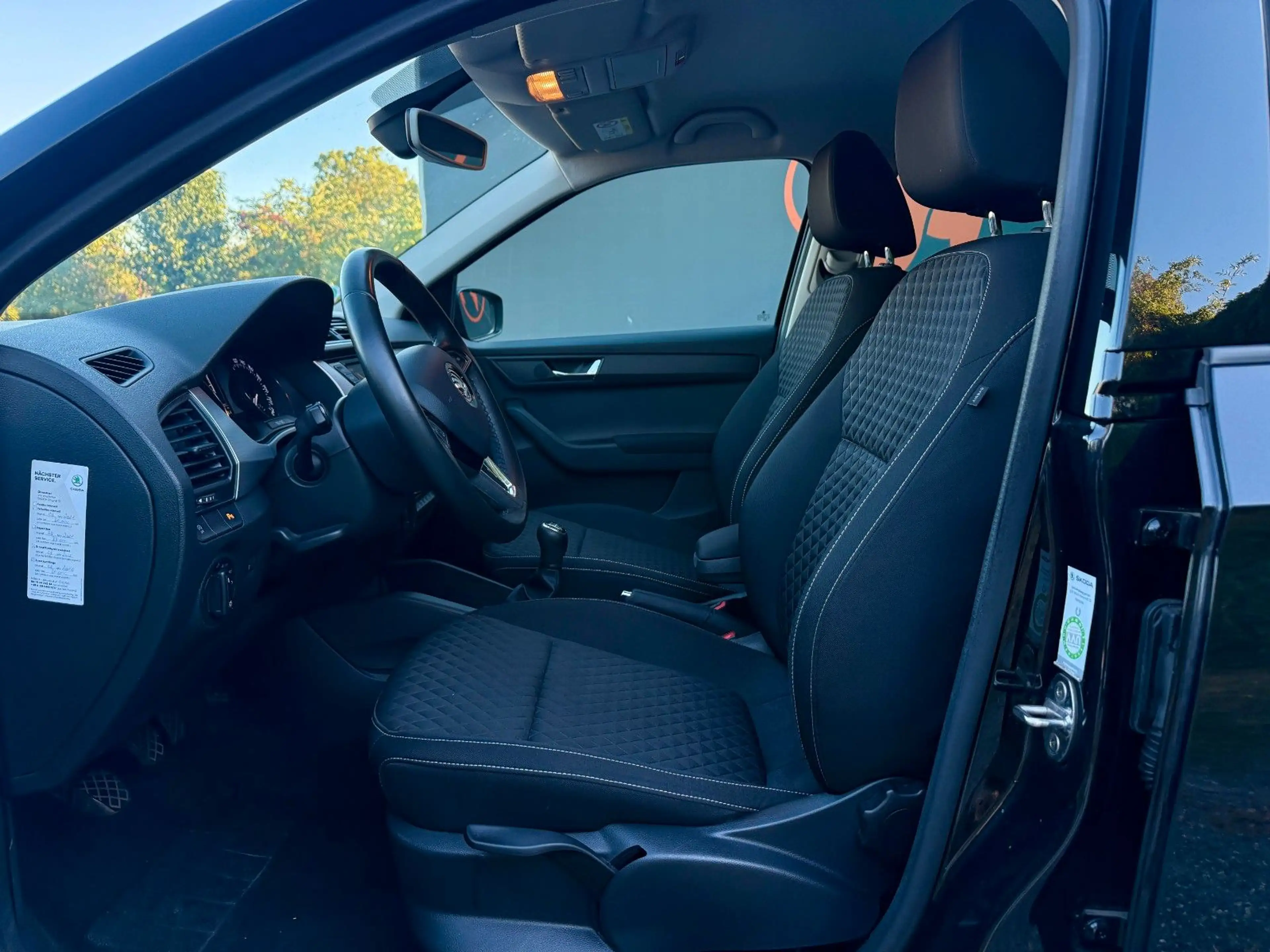 Skoda Fabia #APPLE-CARPLAY#TÜV-NEU#SERVICE-NEU#SHZ#8-FA — photo 9