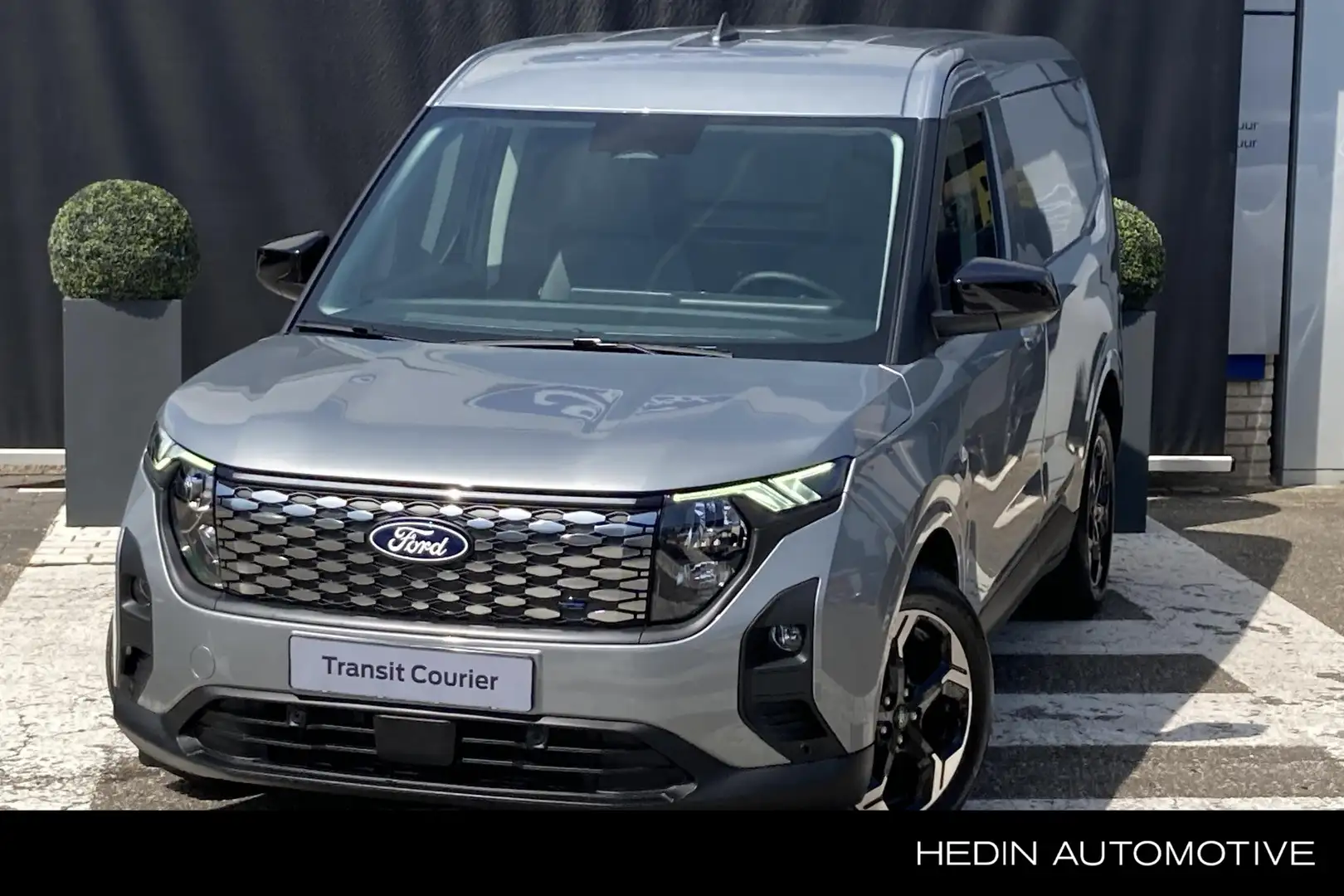 Ford Transit Courier E-Transit Limited 44 kWh | Uit voorraad leverbaar Grijs - 1