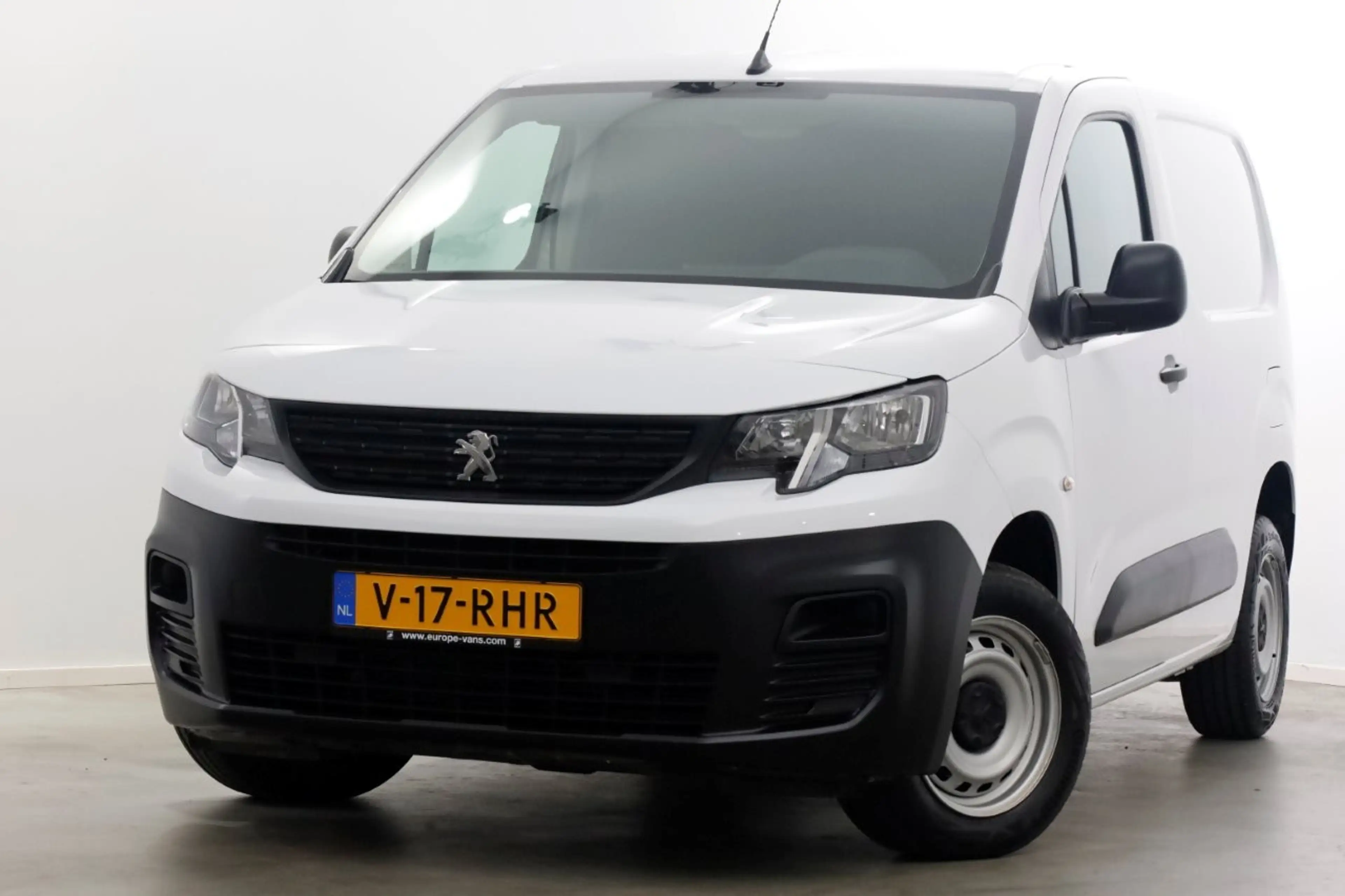 Peugeot Partner 1.2 PureTech 110pk Benzine Airco/Schuifdeur 06-202