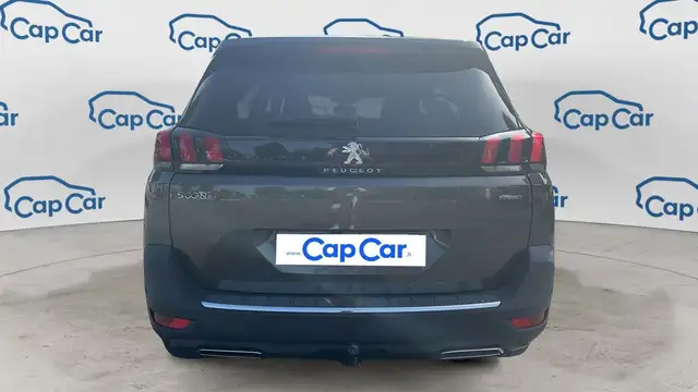 Peugeot 5008 view 3