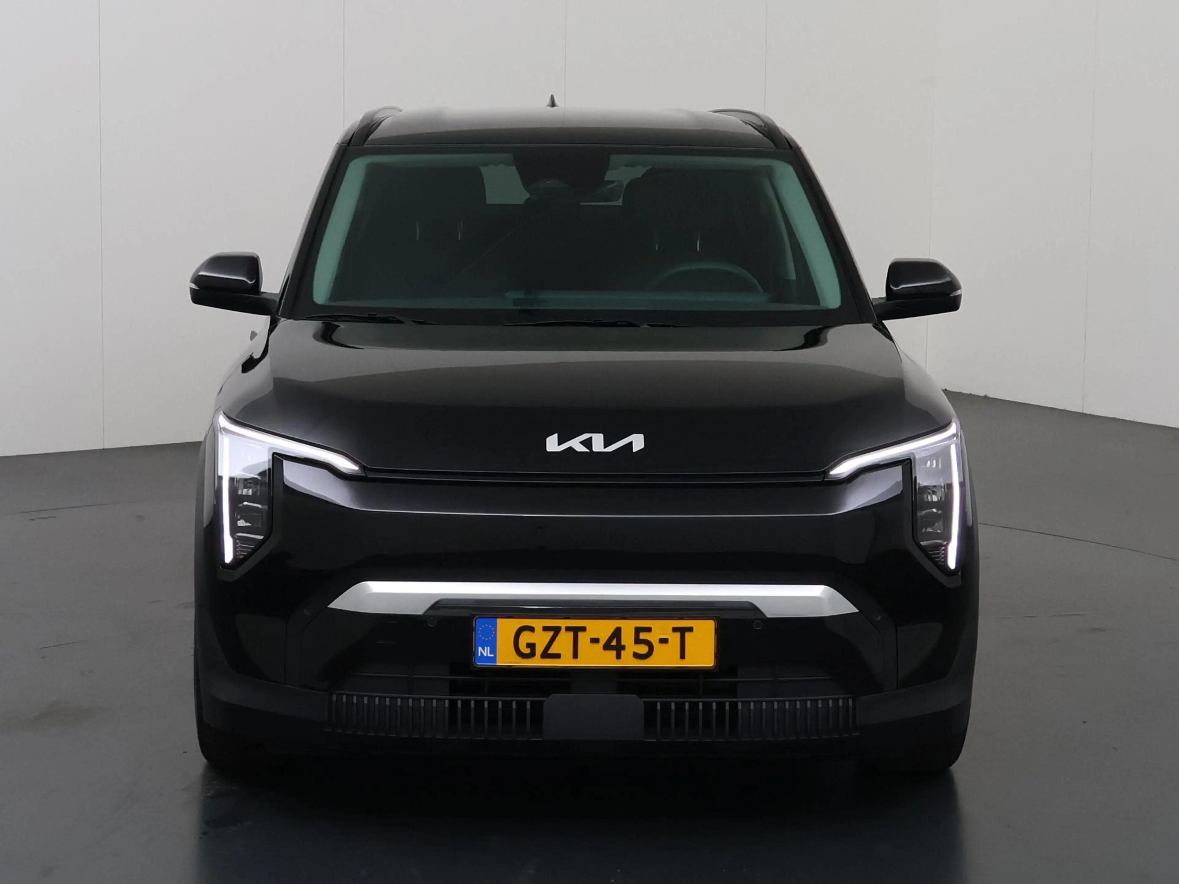Kia EV3 Plus 58.3 kWh | Camera | DAB | Apple CarPlay/Andro — photo 3