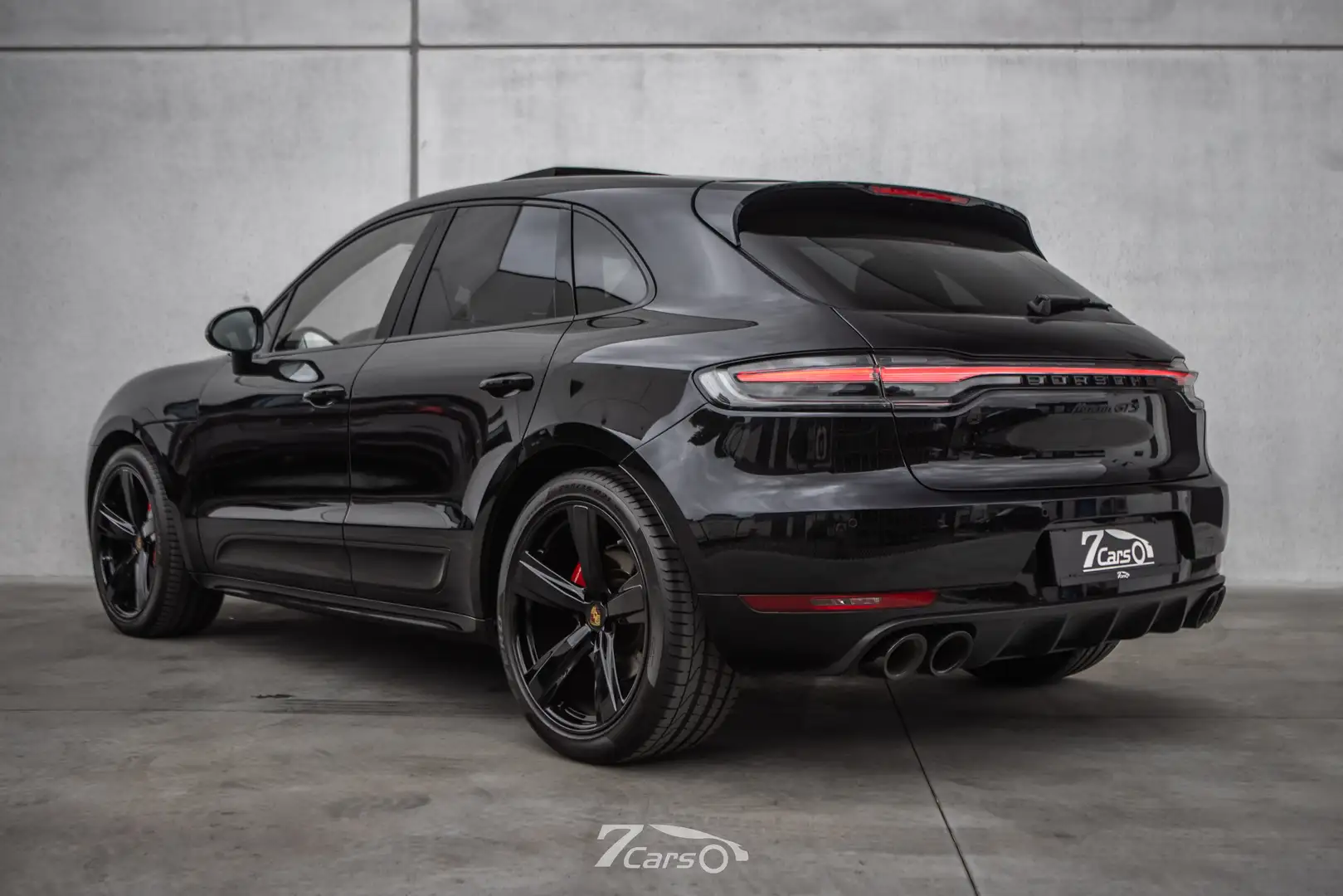 Porsche Macan GTS 2.9 V BiTurbo PDK Black On Black First Owner Zwart - 2