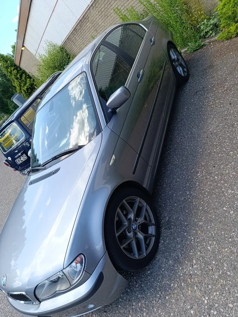 BMW 330 330 330i Special Exec. Zilver - 2