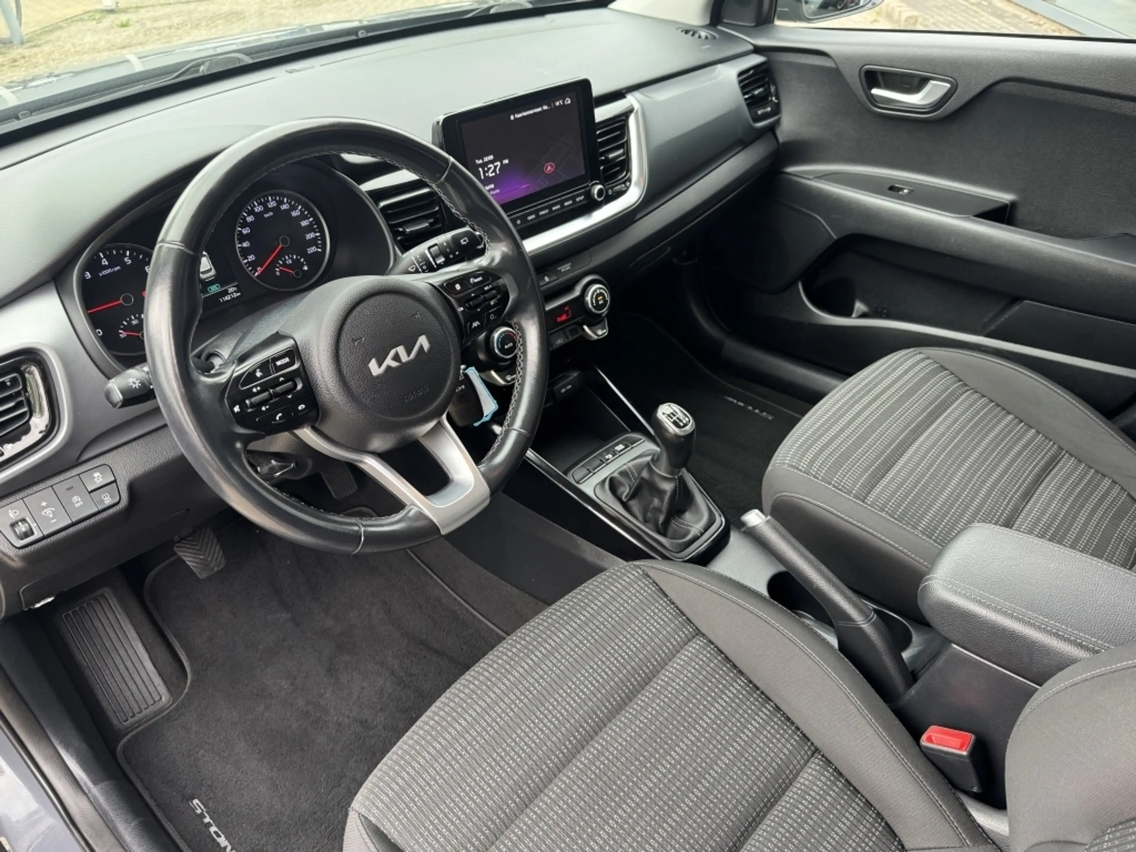 Kia Stonic 1.0 T-GDi MHEV Dyn L — photo 5