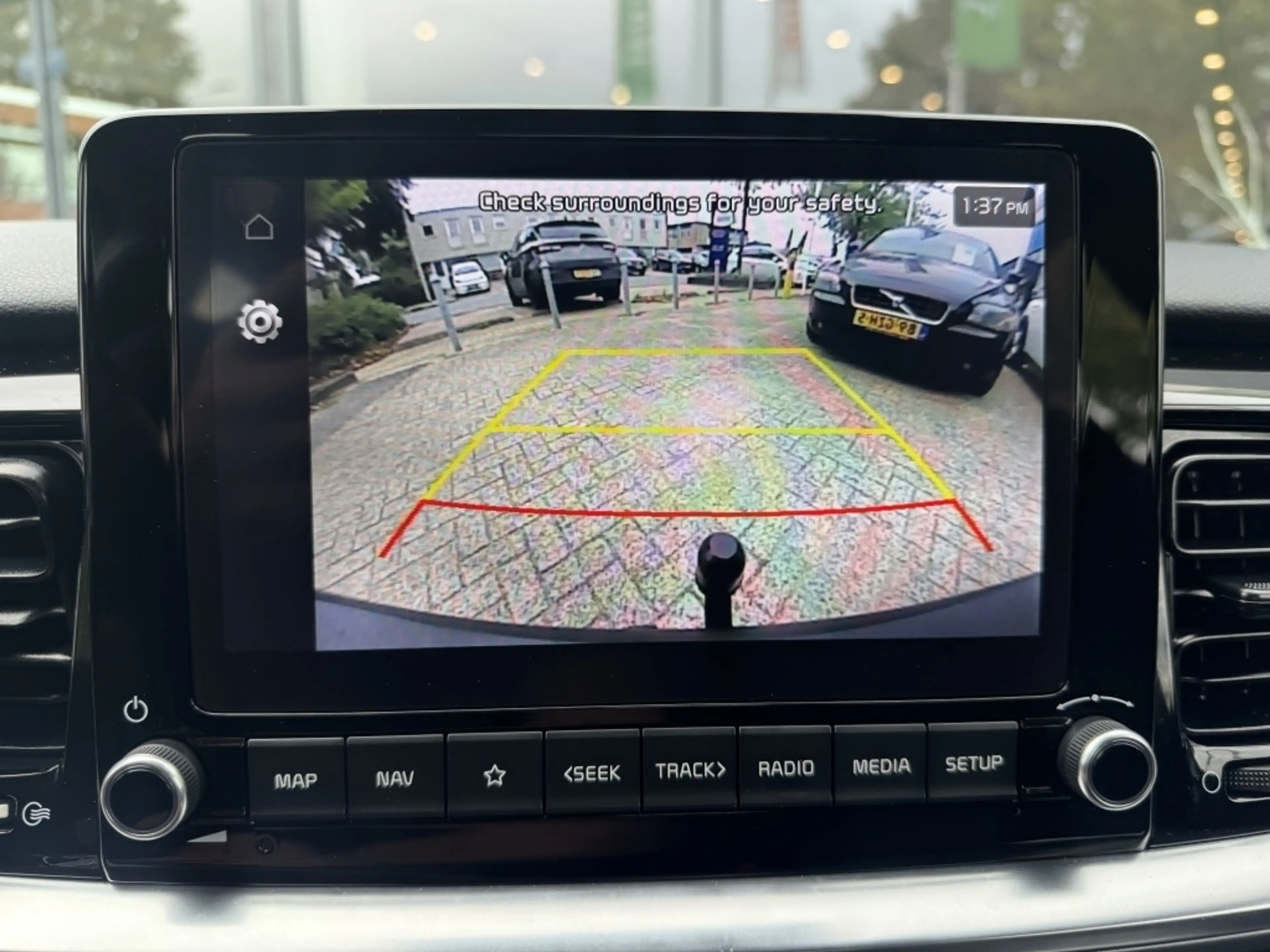 Kia Stonic 1.0 T-GDi MHEV Dyn L — photo 16