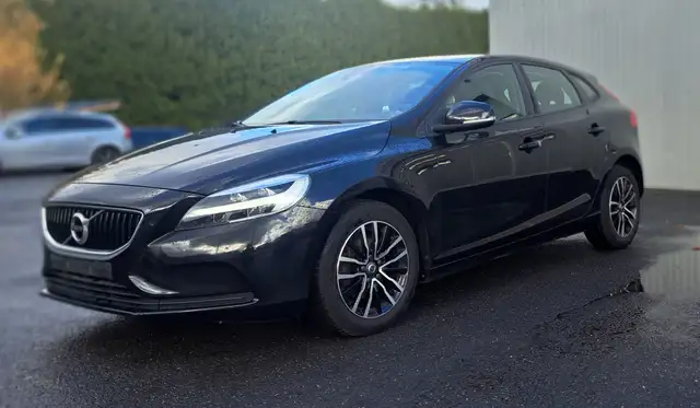 Volvo V40 V40 2.0 D2 Black Edition AdBlue (EU6d-TEMP)