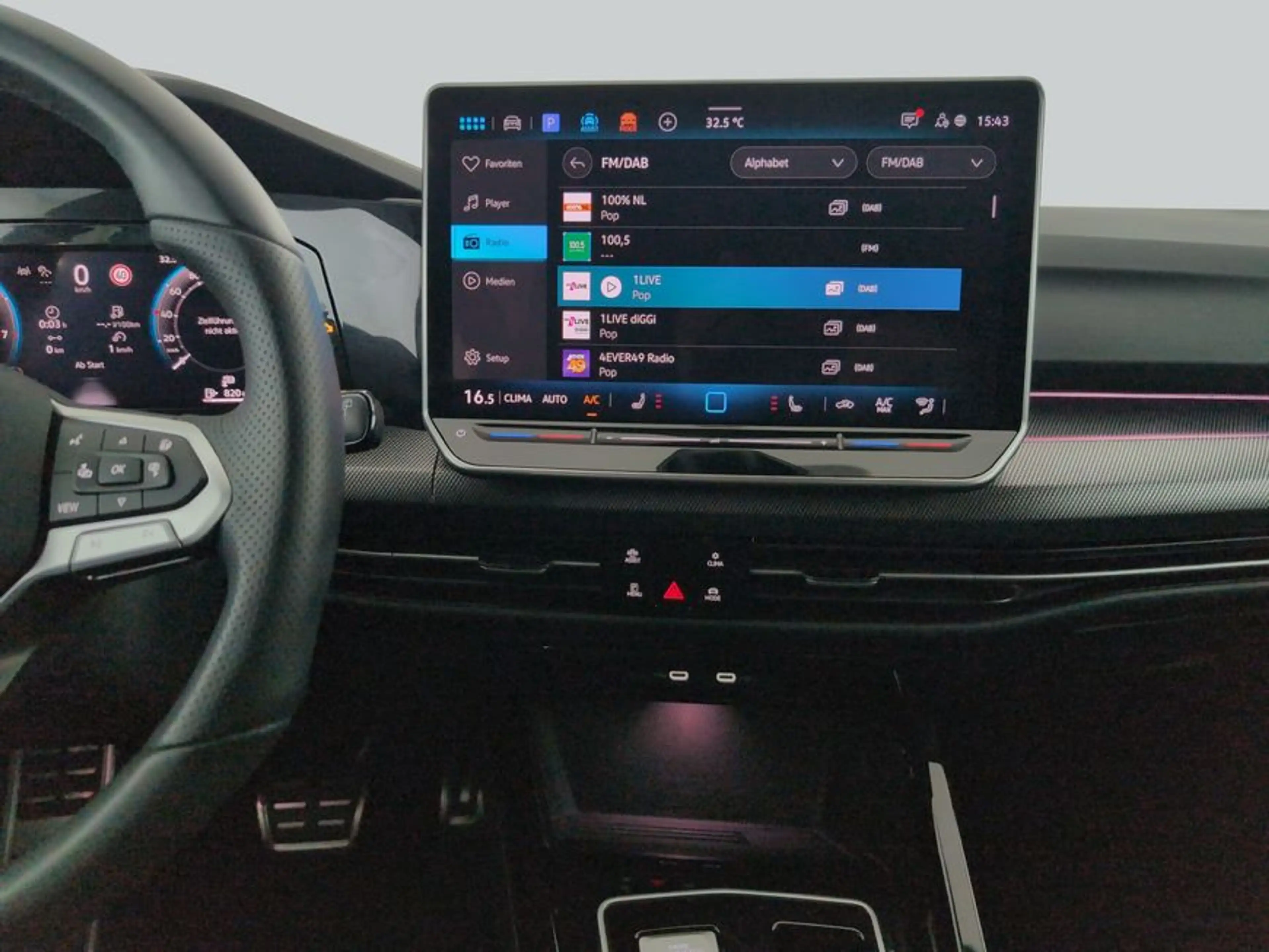Volkswagen Golf Variant Variant 1.5 eTSI OPF DSG R-Line LED+SHZ+PDC — photo 14