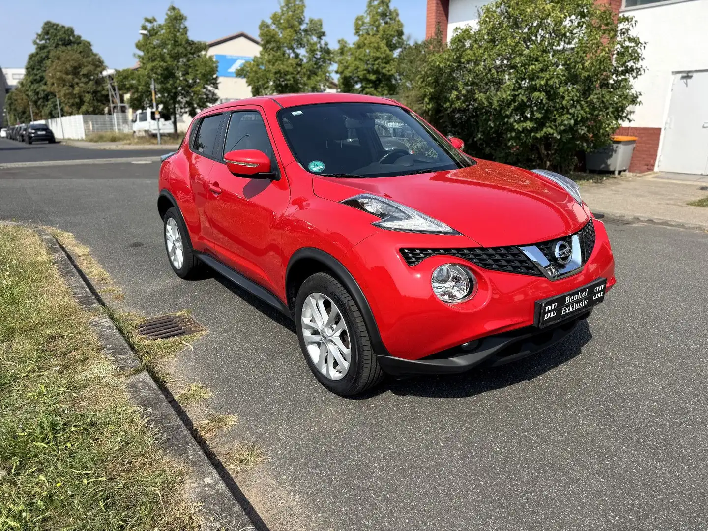 Nissan Juke Acenta Rot - 1