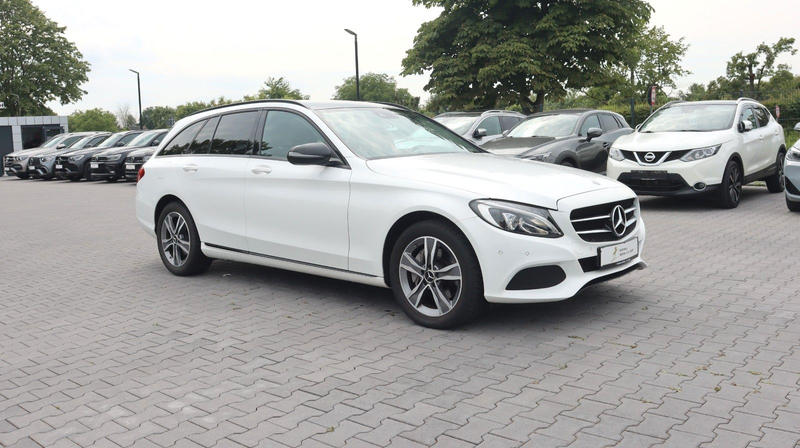 Mercedes-Benz C 250 C250 T Night Memory Front Assist Navi LED PDC