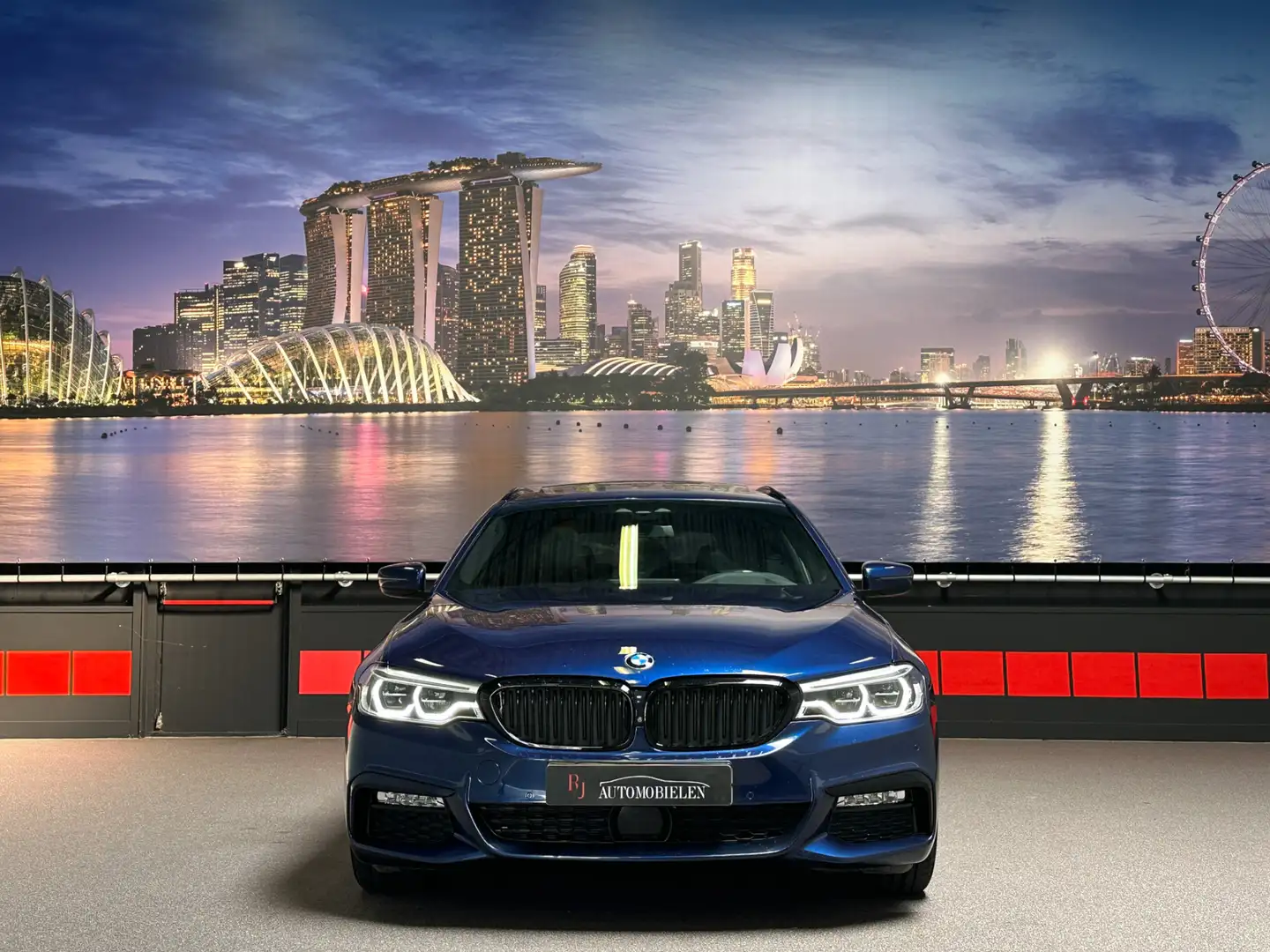 BMW 530 5-serie Touring 530i M-Sport |Panorama|ACC|360|HuD Blau - 2