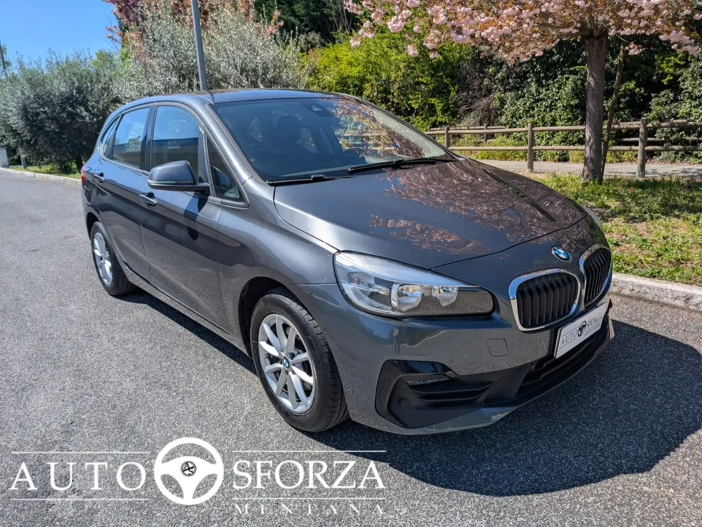 BMW 216 d Active Tourer Business Automatica Nazionale E6d Grigio - 1
