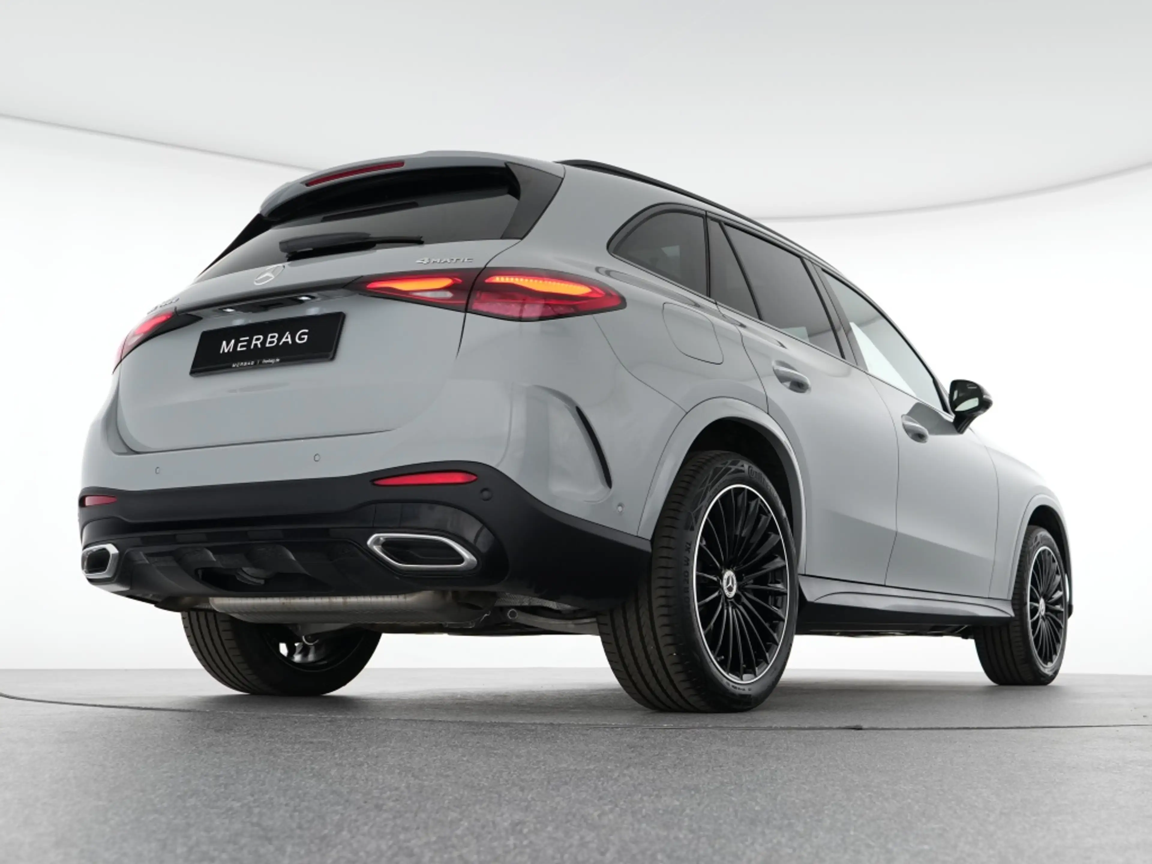 Mercedes-Benz GLC 400 e 4M AMG Premium+ Night Pano AHK 360° Digi — photo 9
