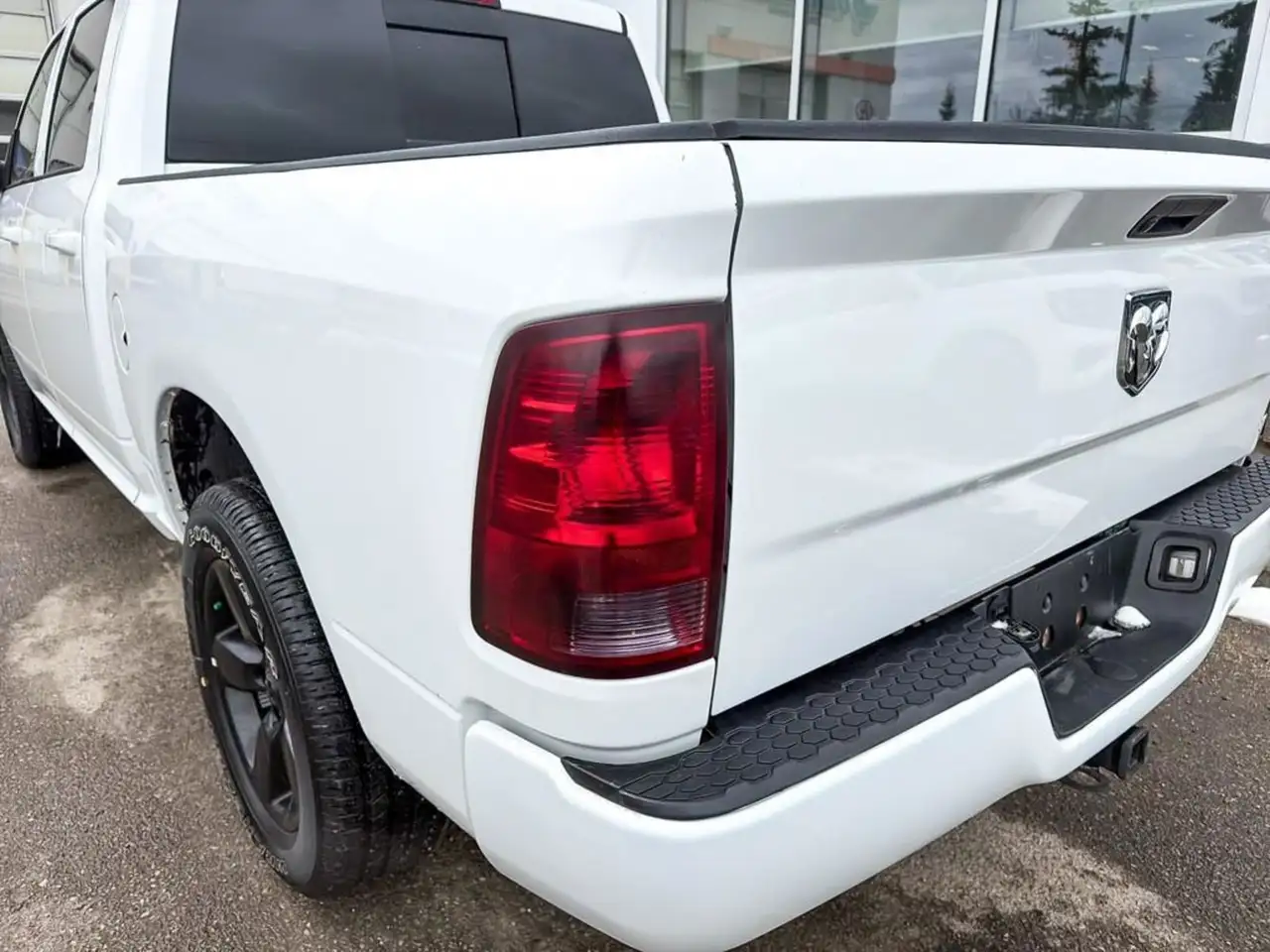 RAM 1500 снимка RAM 1500