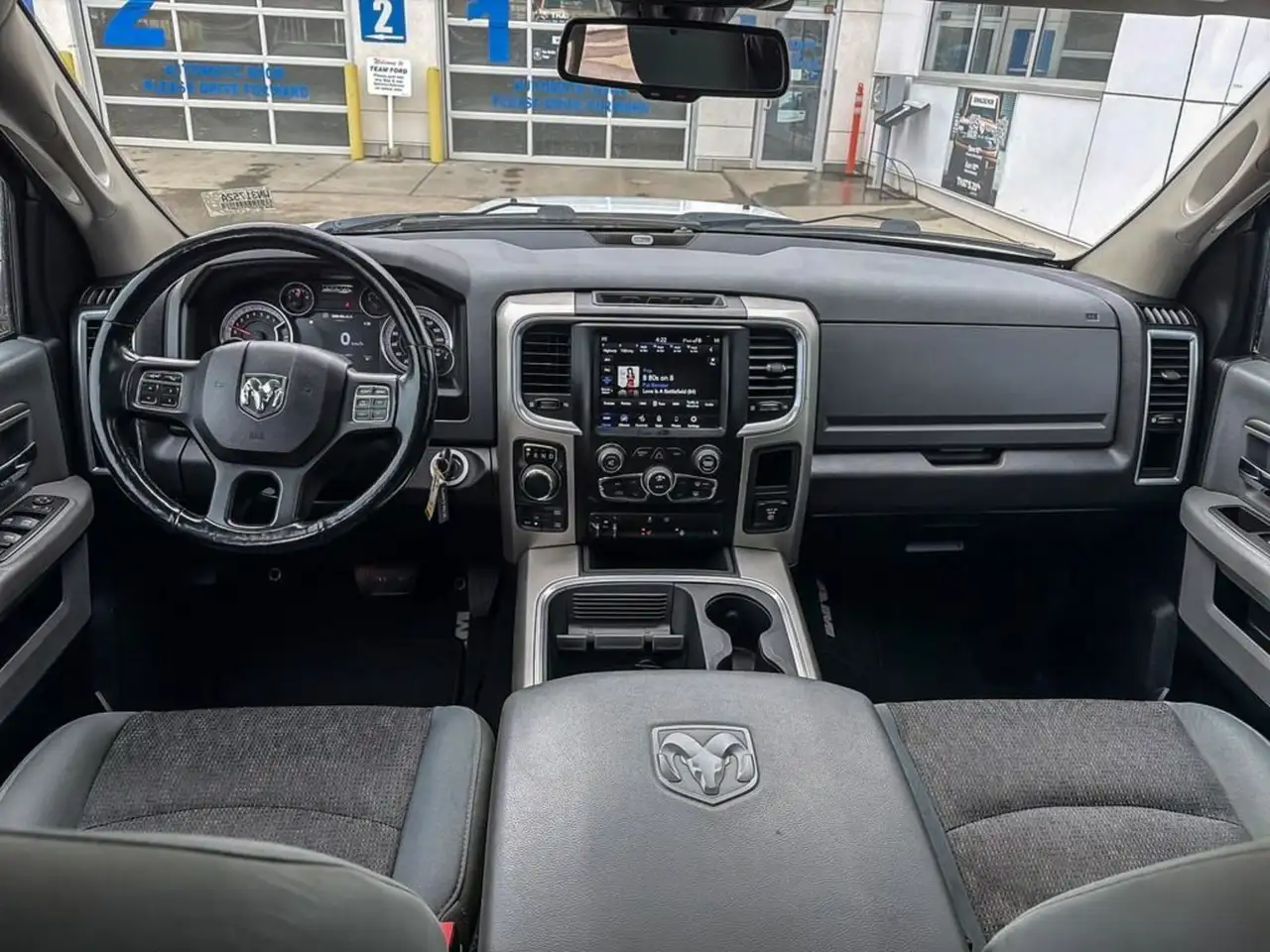 RAM 1500 снимка RAM 1500