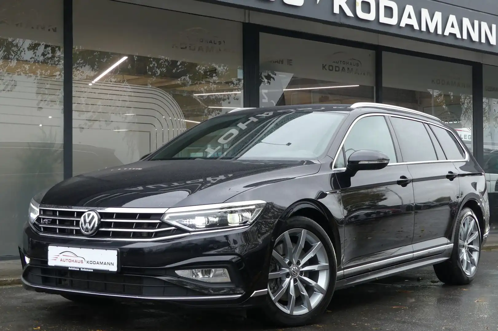 Volkswagen Passat Variant R-Line 239PS 4Motion*STDHZ*Virtua Noir - 1