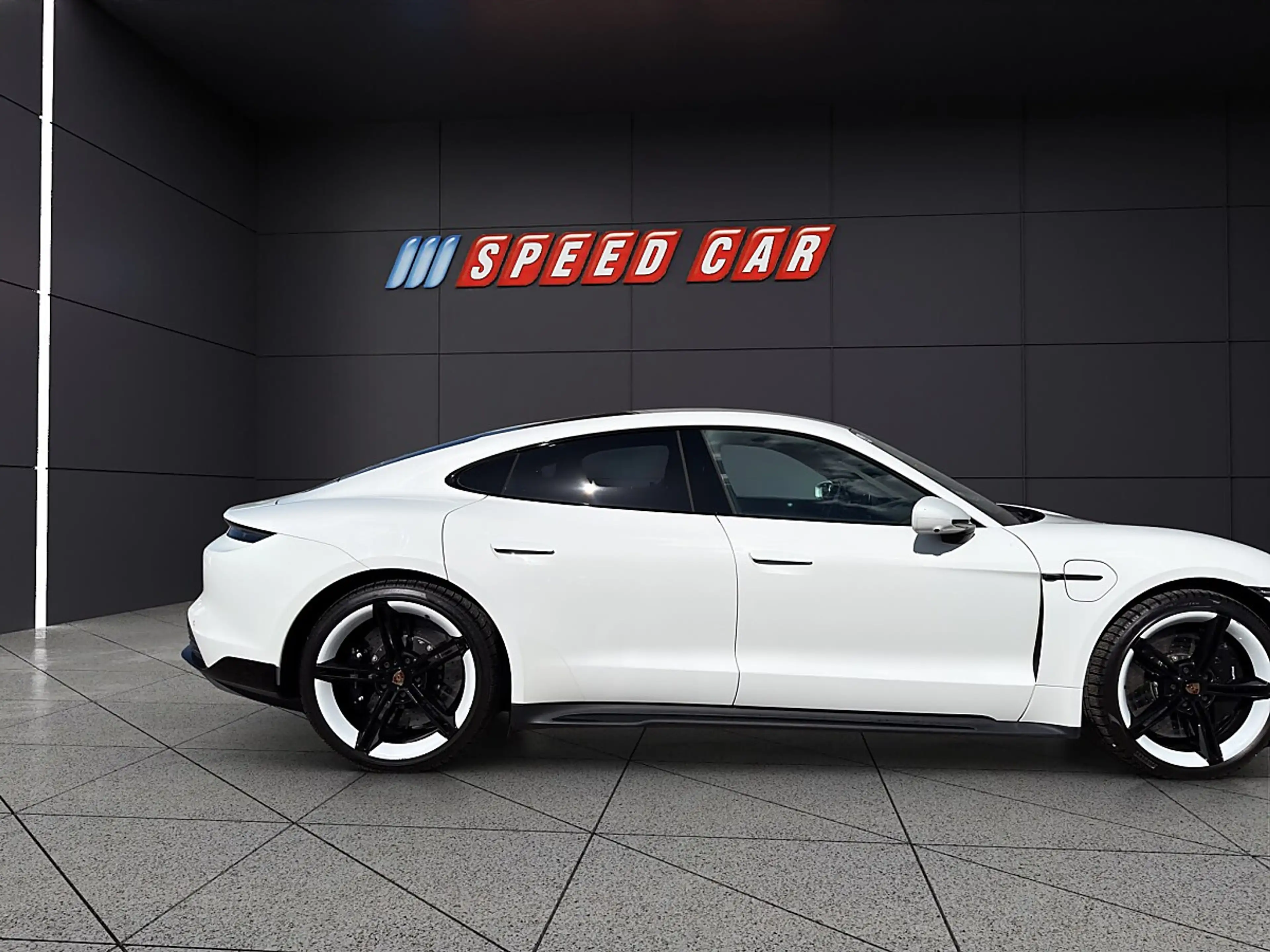 Porsche Taycan 4S Plus 83,7kWh — photo 7