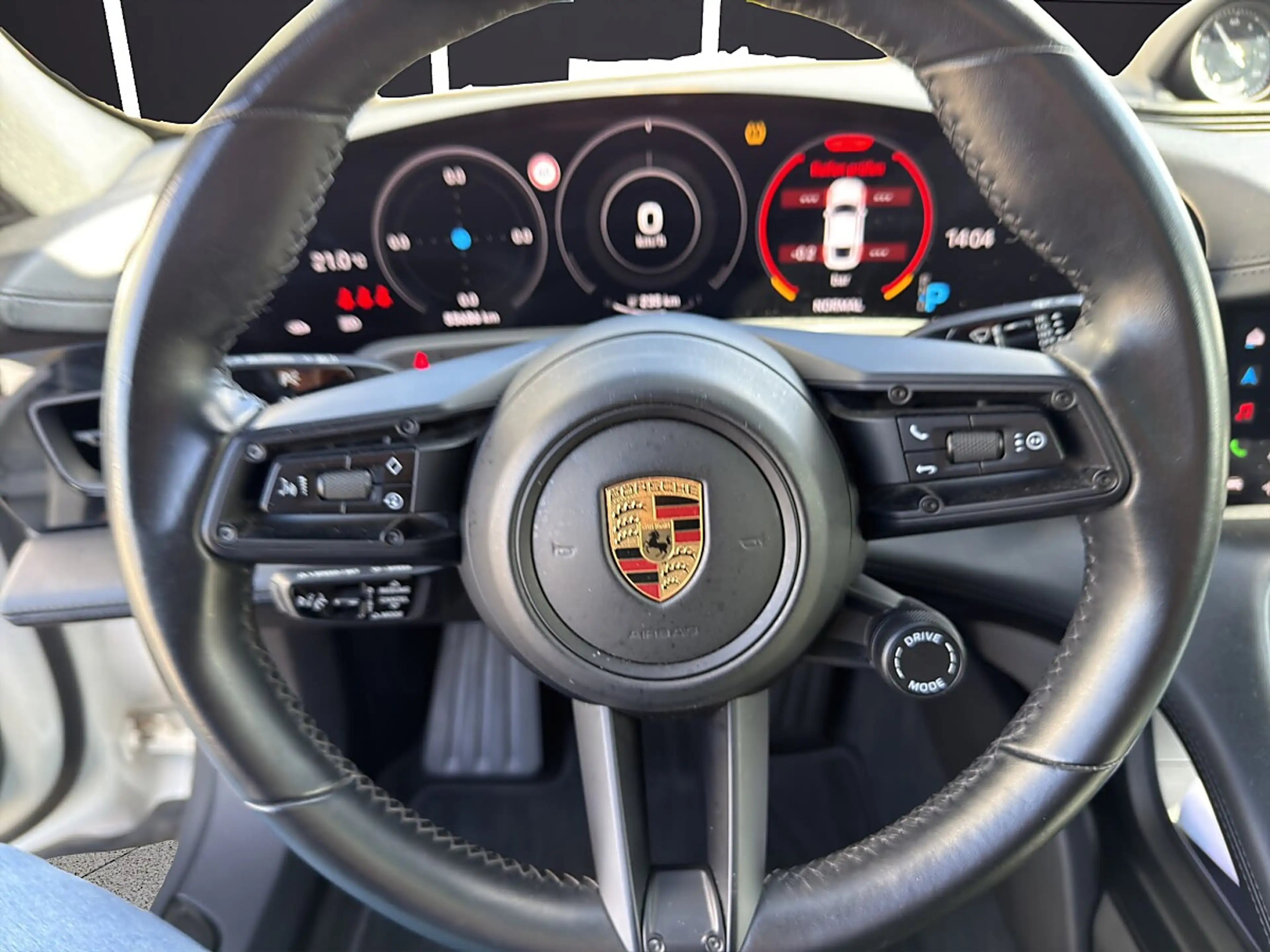 Porsche Taycan 4S Plus 83,7kWh — photo 11