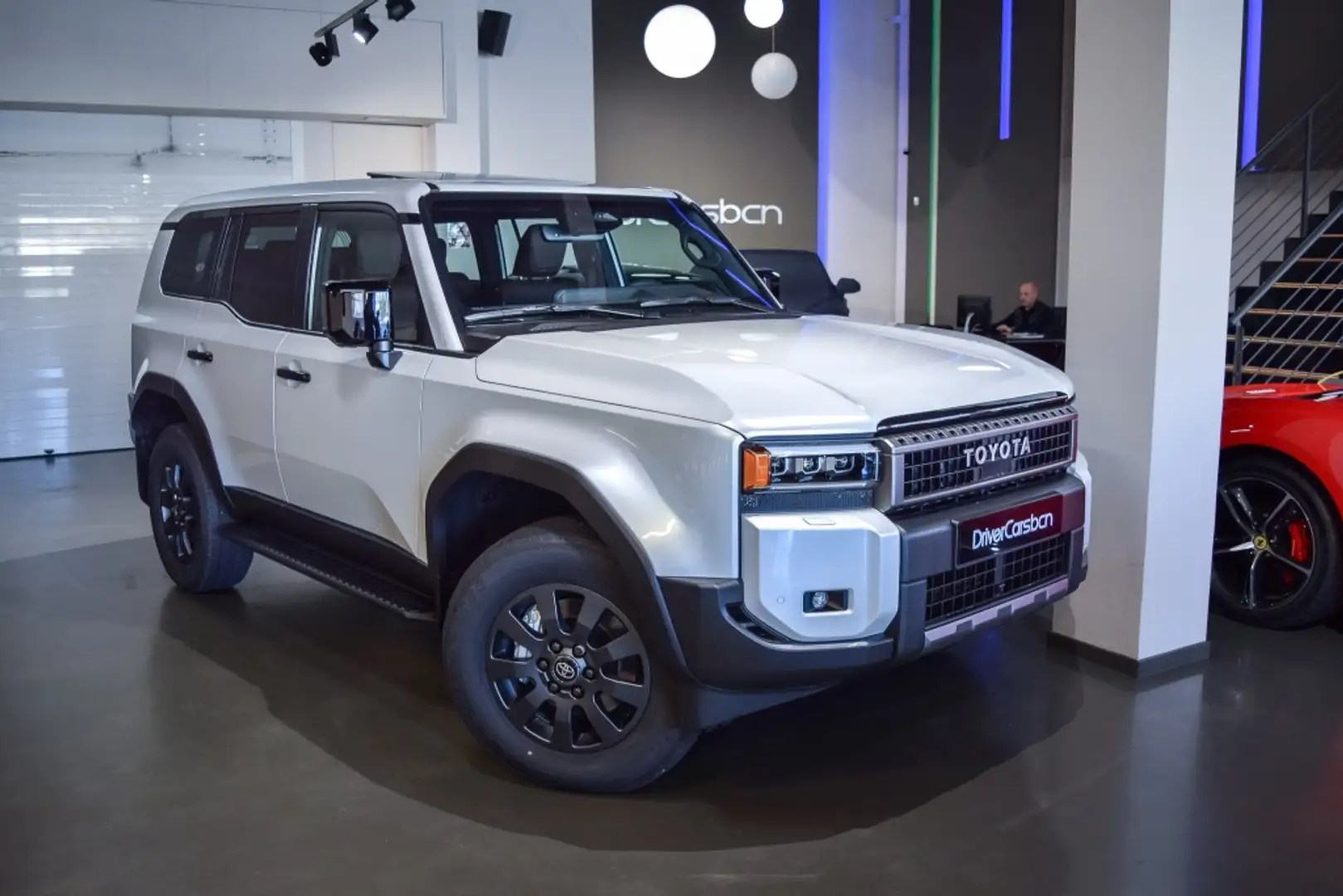 Toyota Land Cruiser 250 VX Aut. Blanco - 2