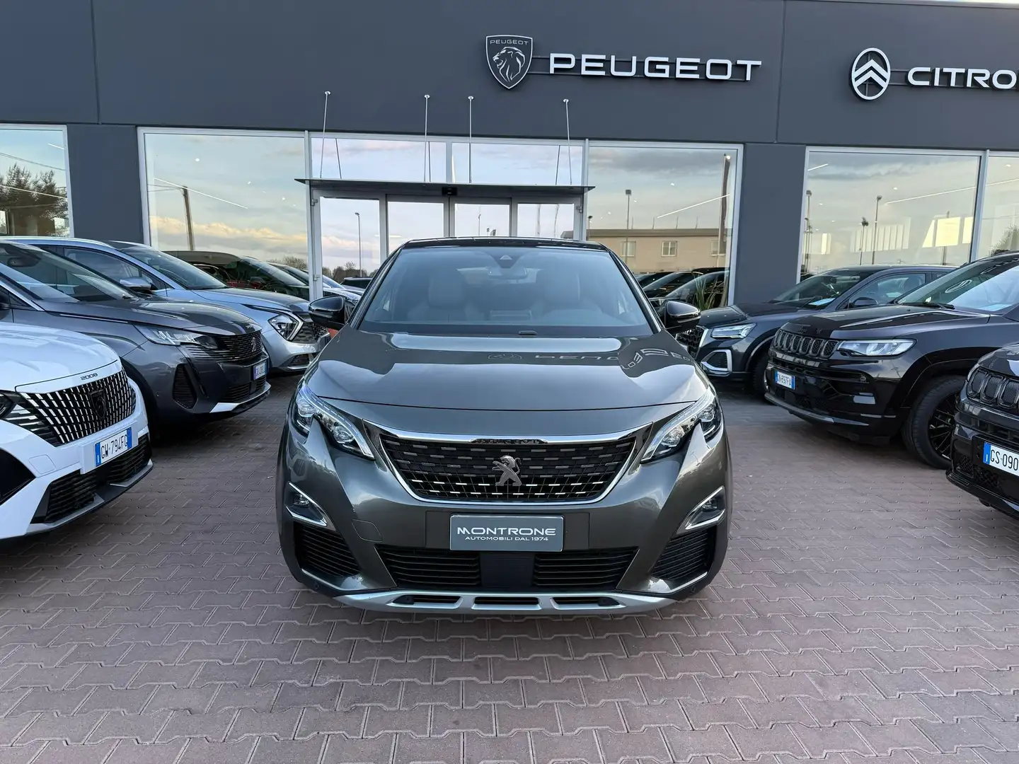 Peugeot 3008 3008 1.5 bluehdi GT Line s Grigio - 2
