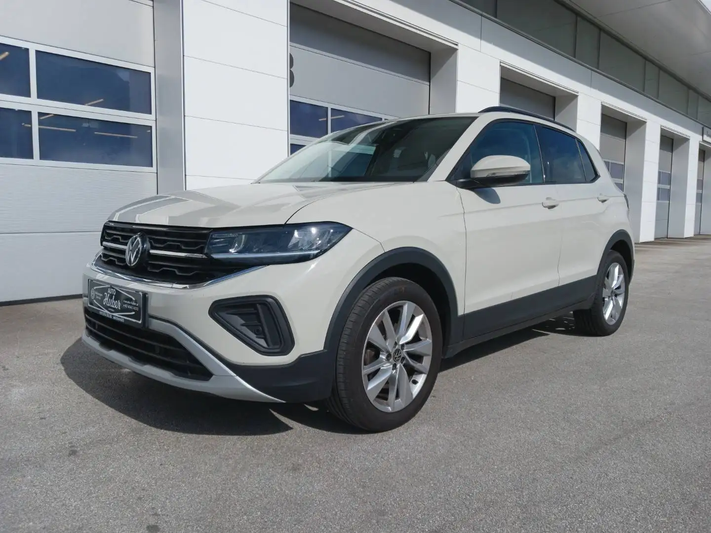 Volkswagen T-Cross 1.0 TSI 85 kW Friends Grau - 1