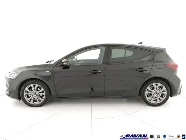 Ford Focus view 8