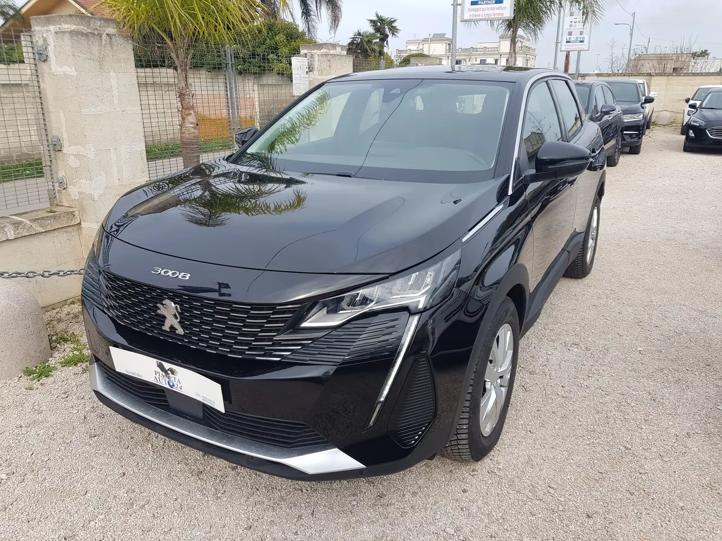 Peugeot 3008 1.5 BlueHdi EAT8 130cv Navy Led Rcam Clima aut. Nero - 2