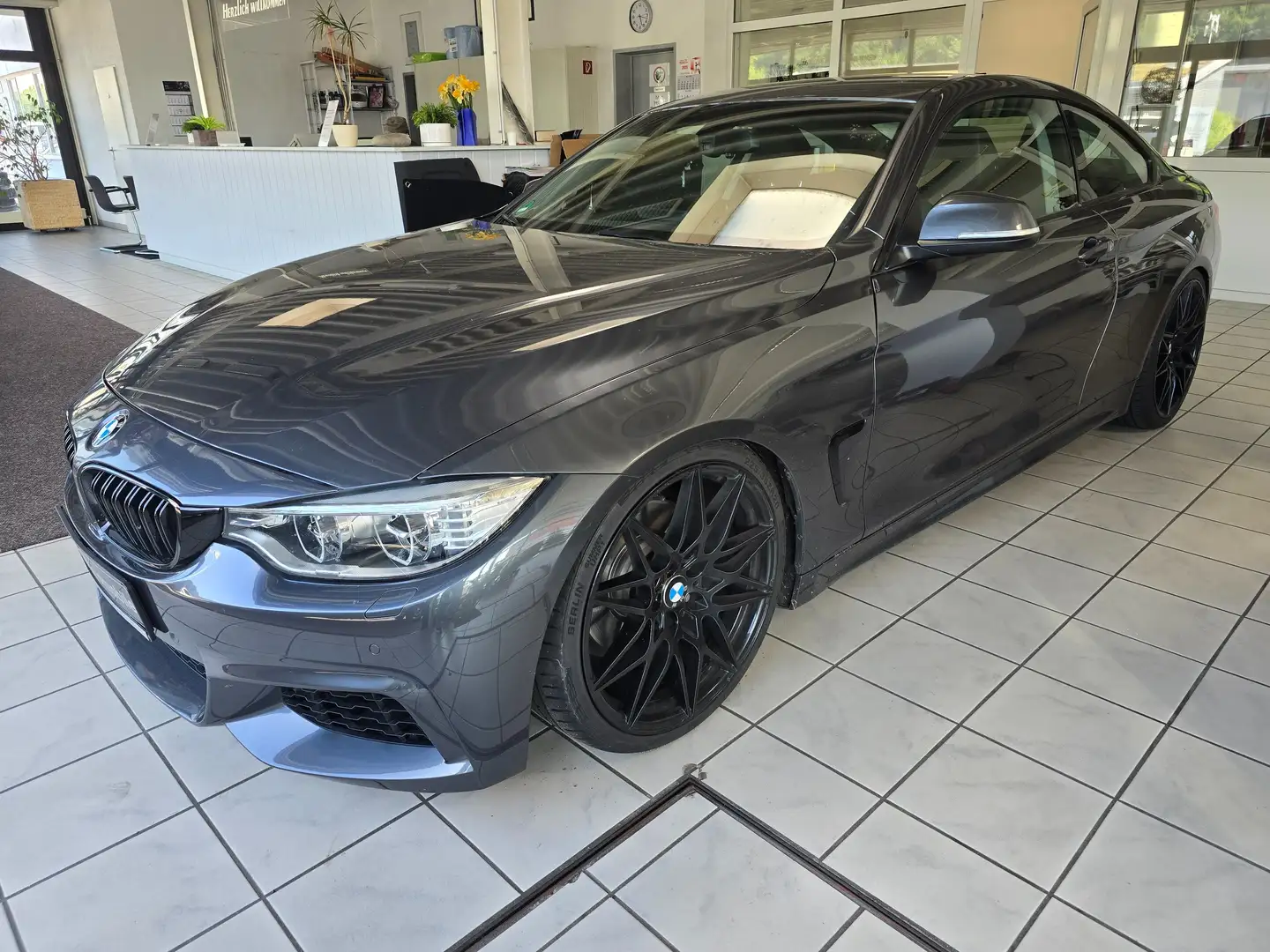 BMW 428 428 i xDrive Sport Line Grey - 2