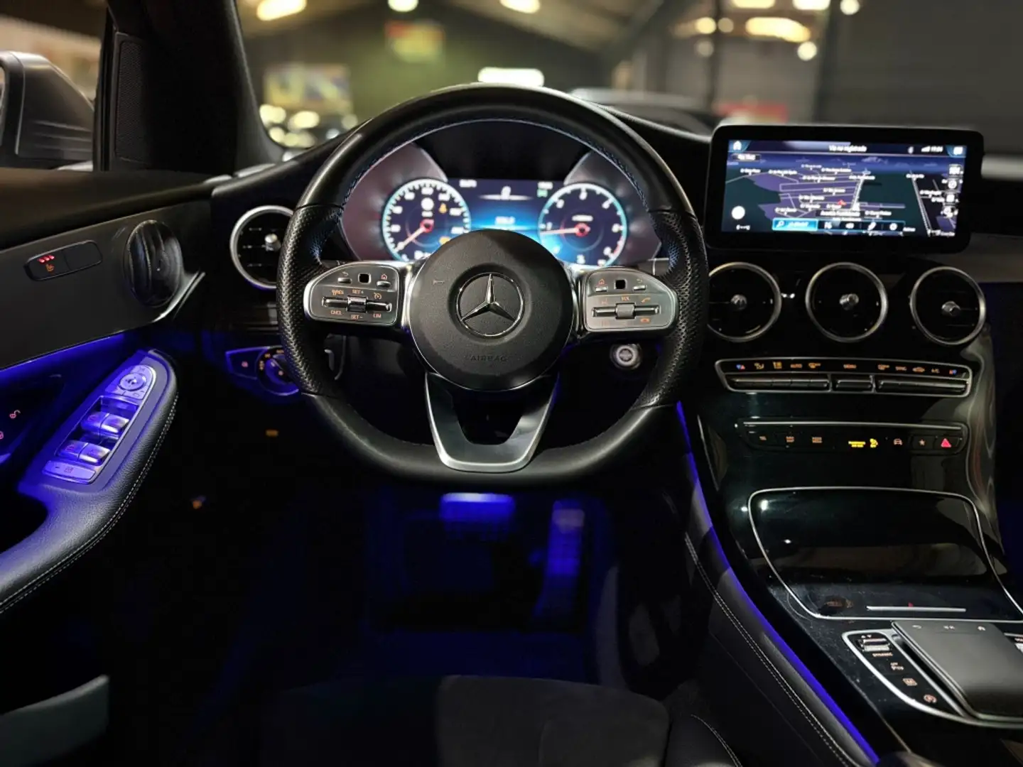 Mercedes-Benz GLC 220 220d 4Matic 9G-Tronic Gris - 2