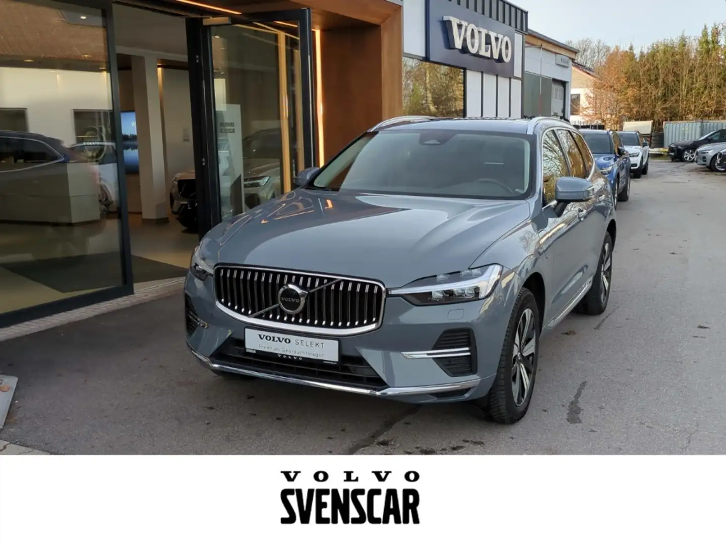 Volvo XC60 Inscription Recharge Plug-In Hybrid AWD StandHZG A Grau - 1