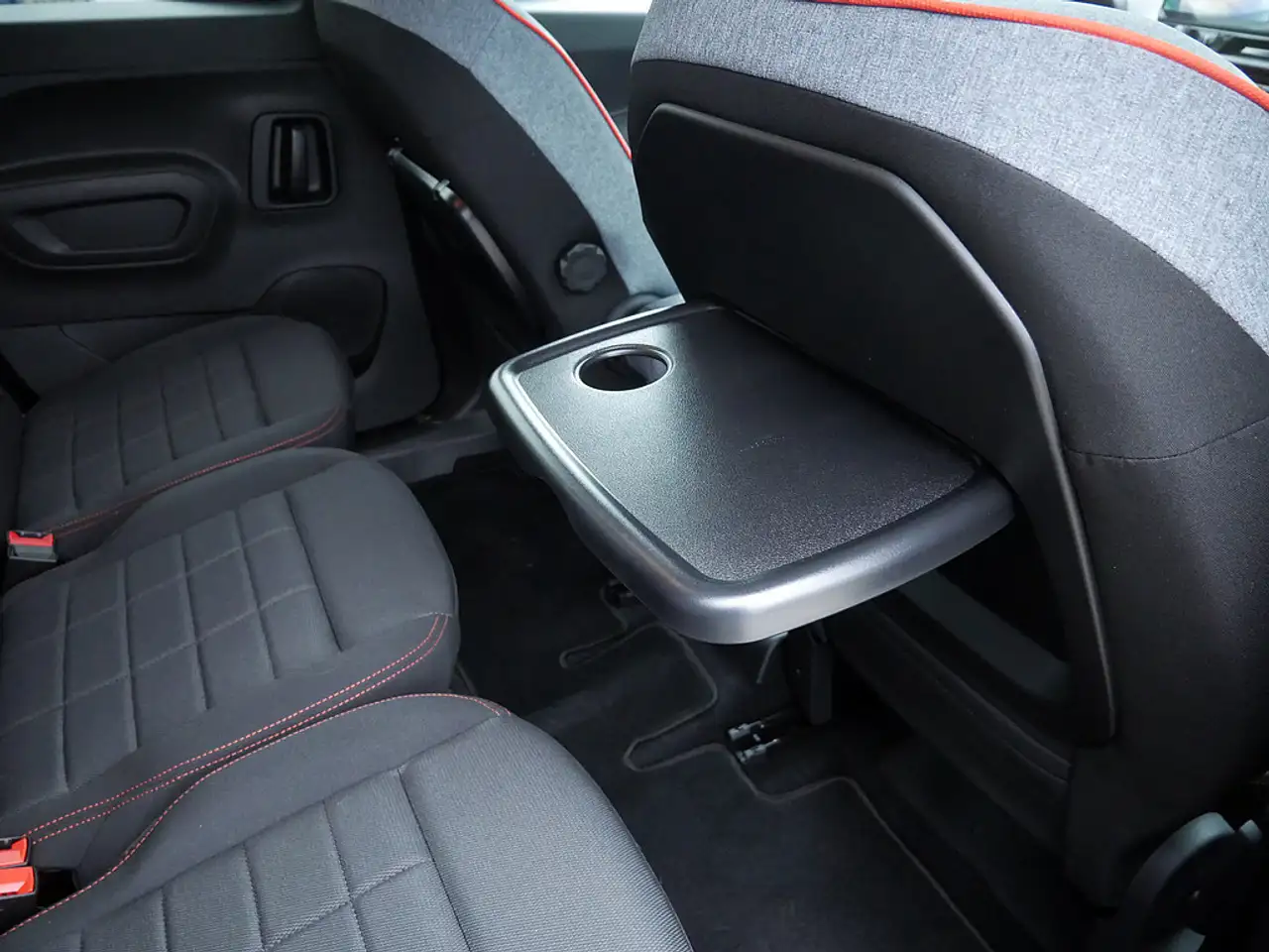 Citroen Berlingo XL BlueHDi 130 Max 17
